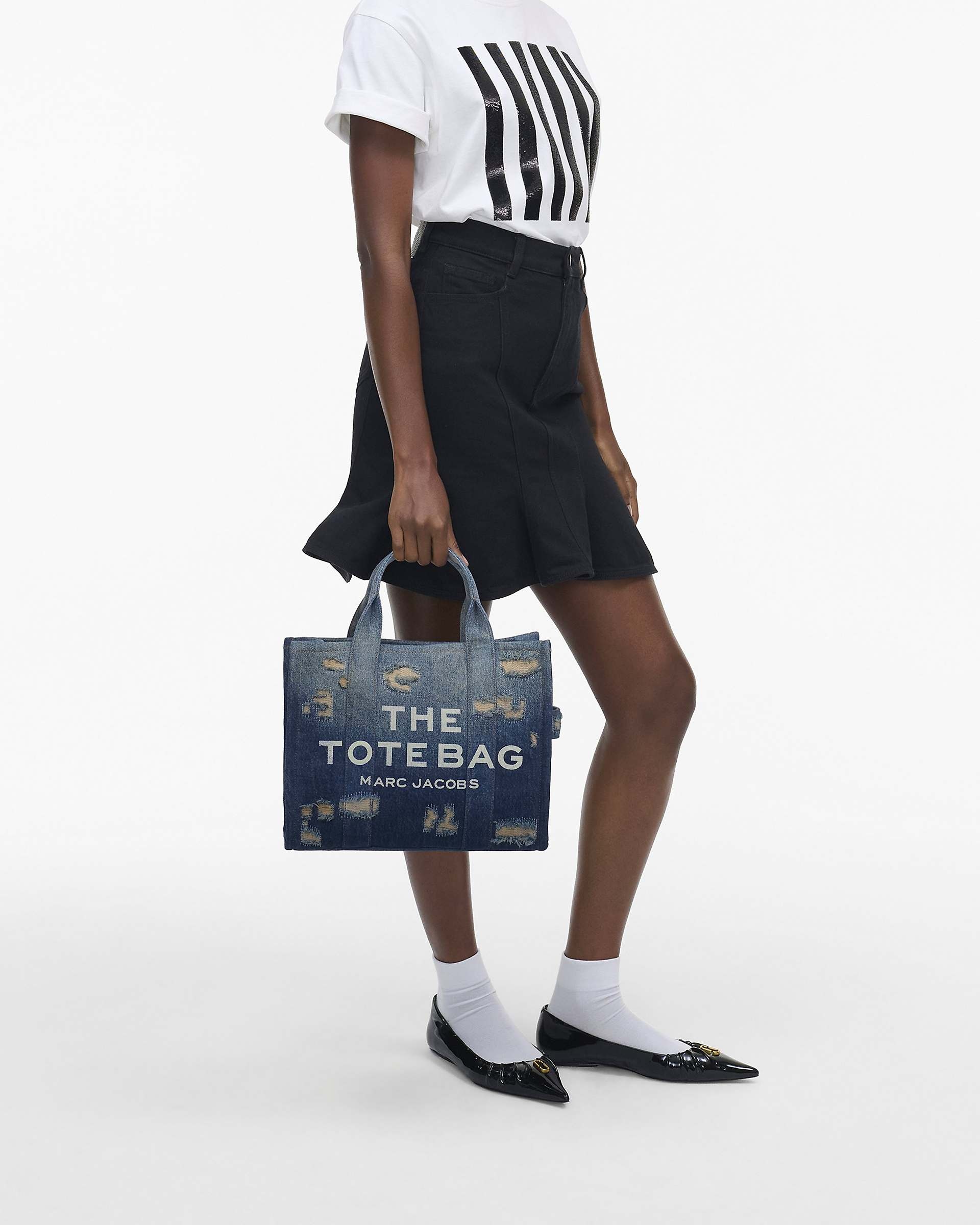 トートバッグ MARC JACOBS THE RIP AND REPAIR DENIM SMALL TOTE BAG Marc Jacobs Small The Rip And Repair Denim Tote Bag in Blue