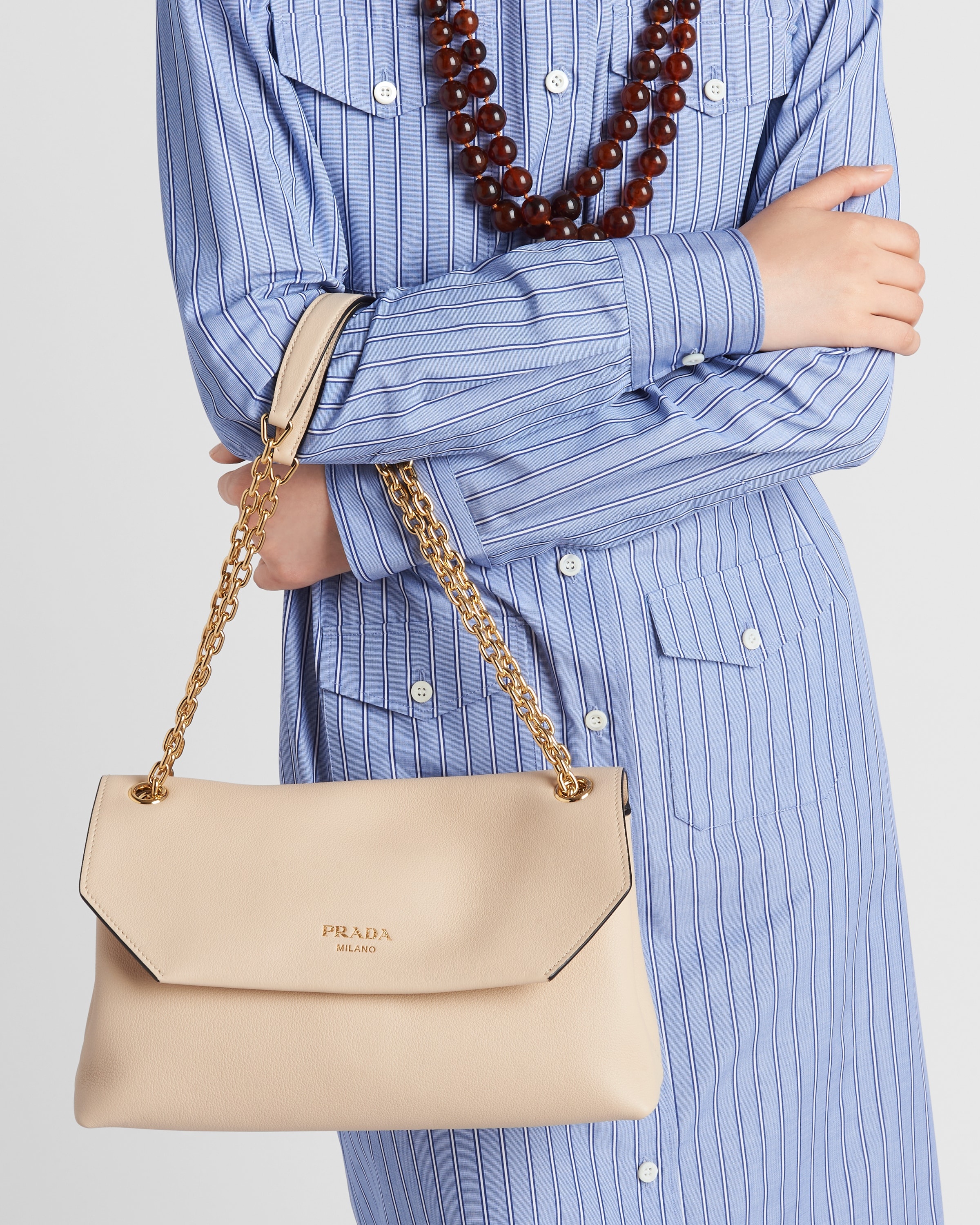 Medium leather shoulder bag - 7