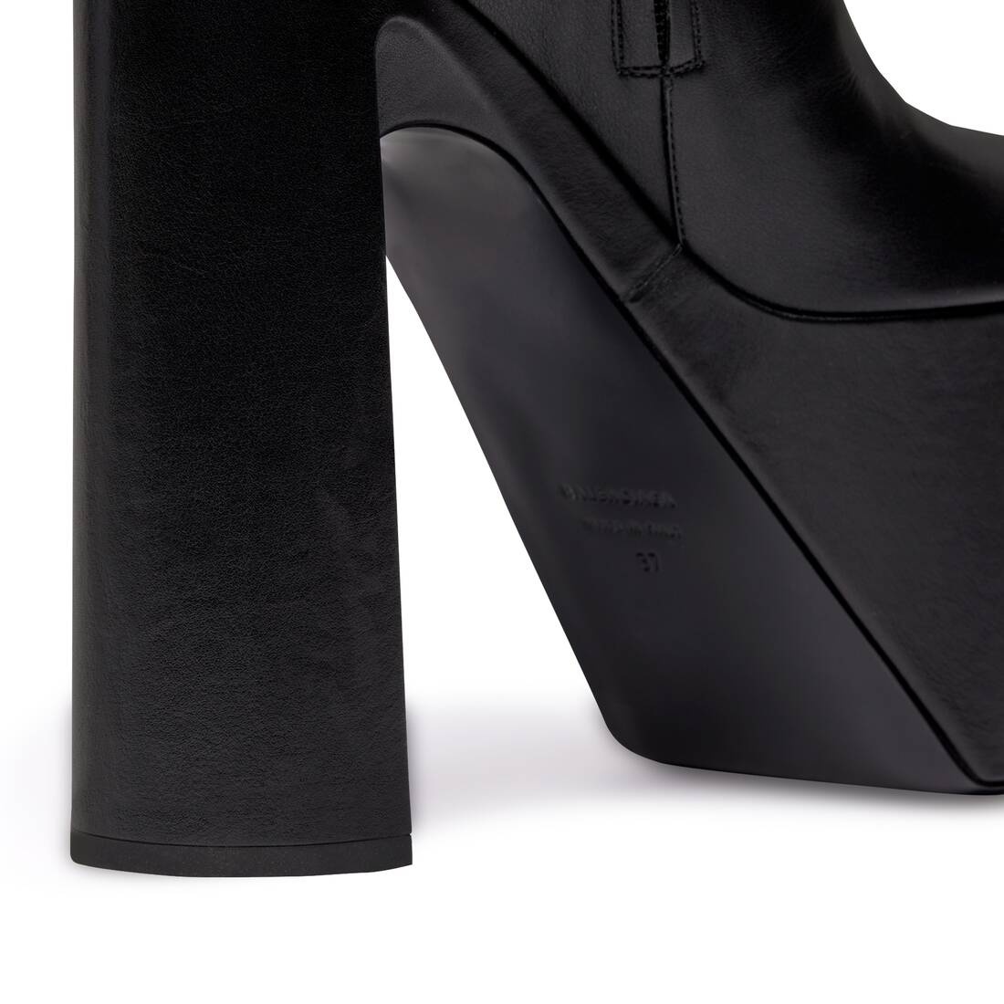 Women's Camden 160mm Boot in Black - 7