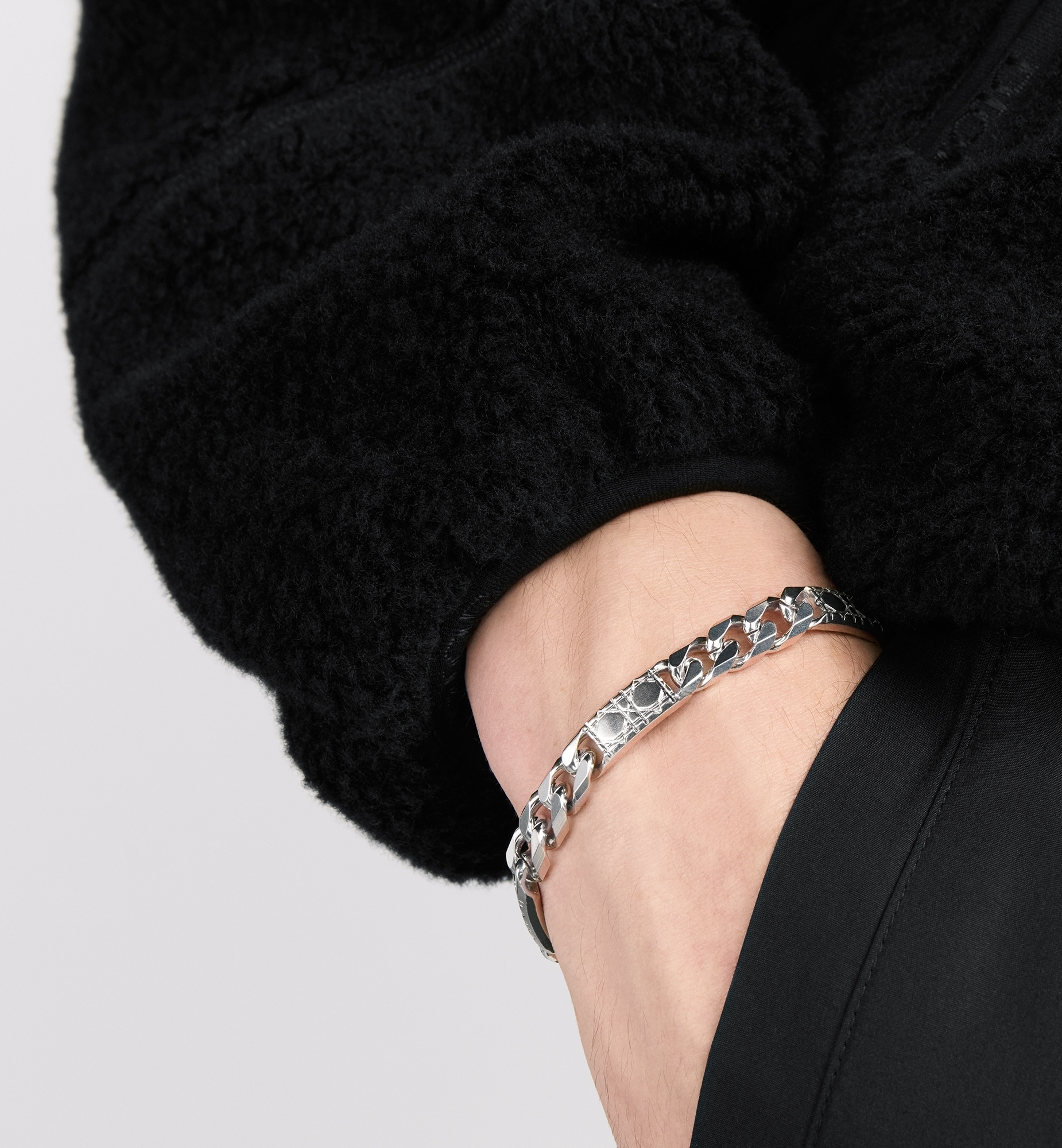 【DiOR】 Cannage Chain Bracelet Dior Cannage Chain Link Bracelet | REVERSIBLE