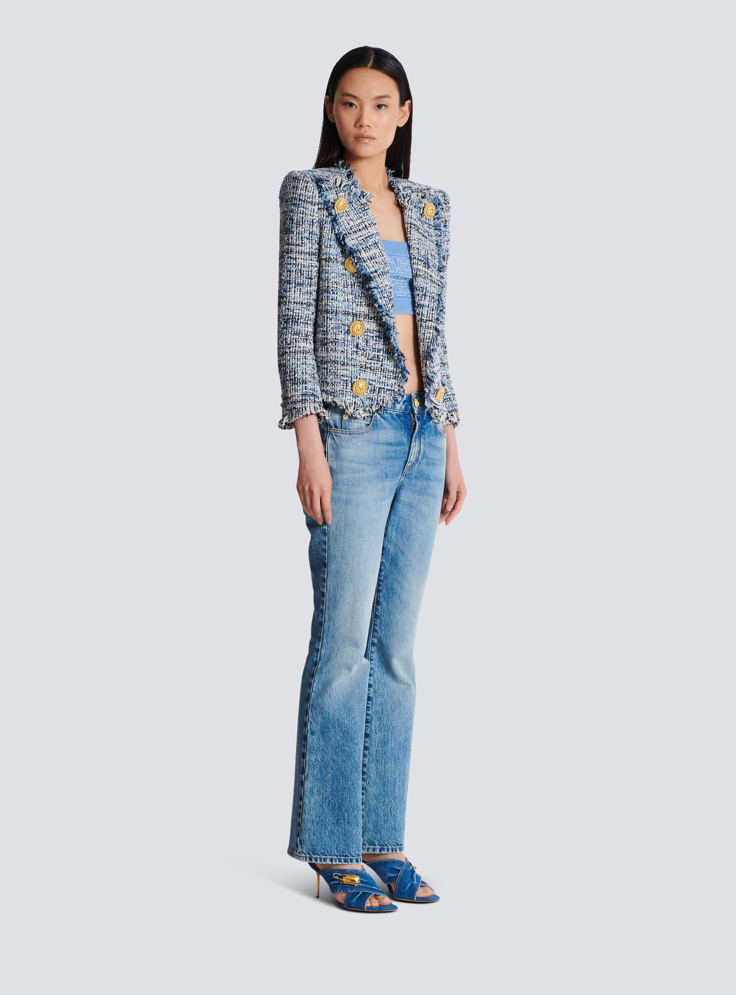 Cropped tweed edge-to-edge jacket with 8 buttons - 3