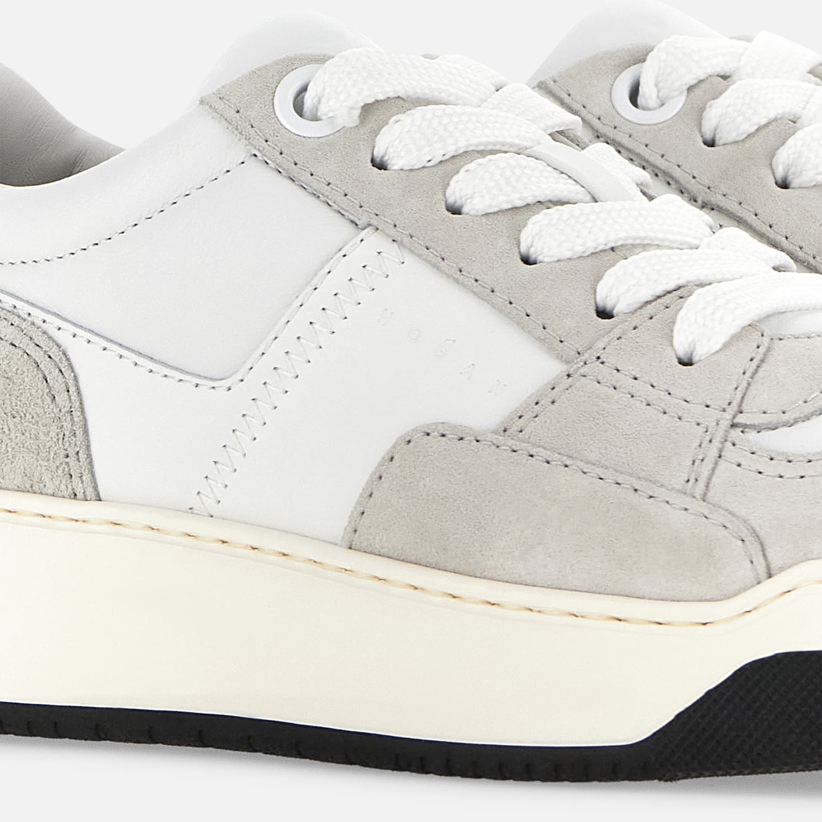 【送料&関税込】Hogan h667 White Leather Sneakers HOGAN 'H667' WHITE LEATHER SNEAKERS | lungolivigno | REVERSIBLE