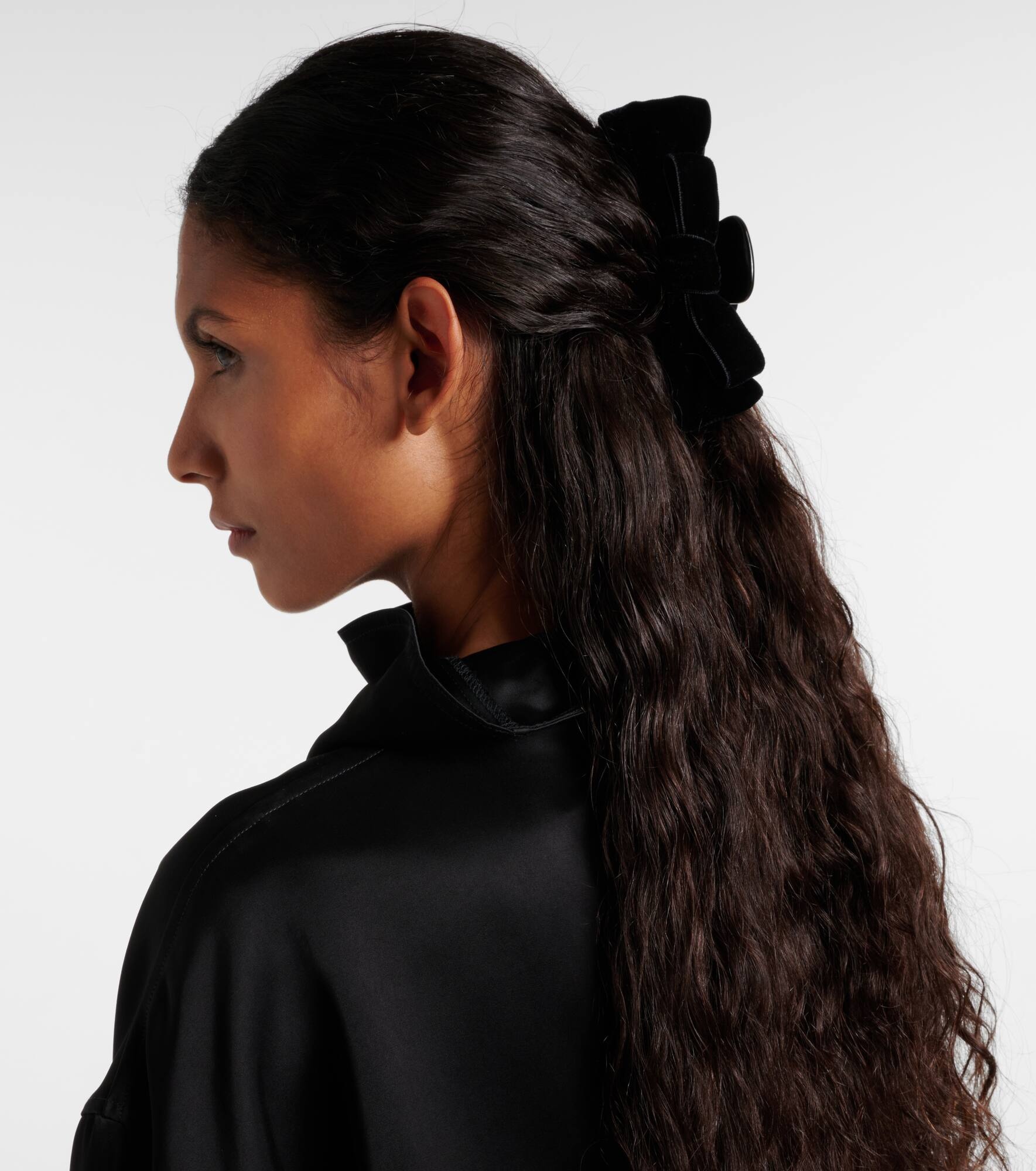 Matilda velvet hair clip - 2