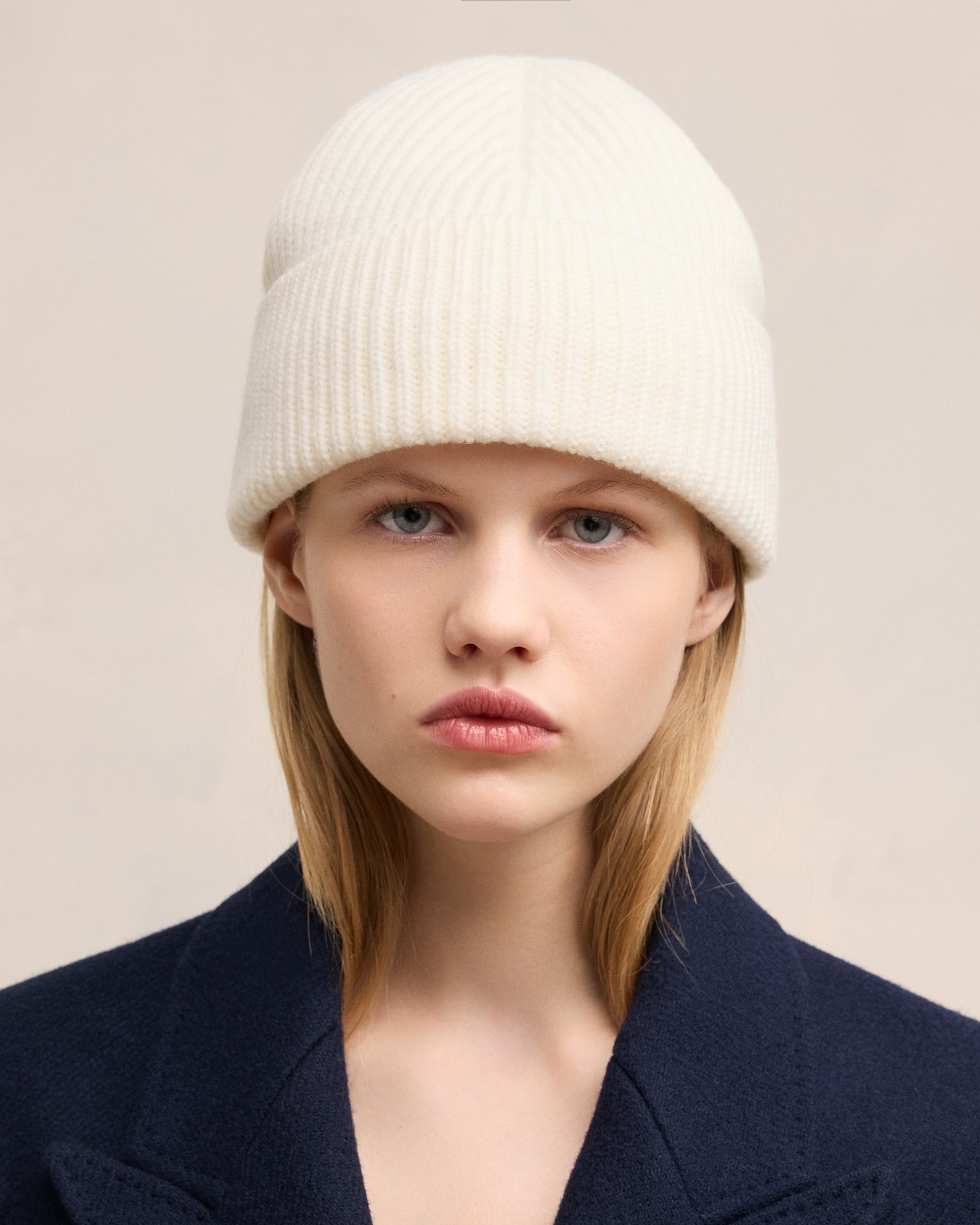 RED AMI DE COEUR BEANIE - 2