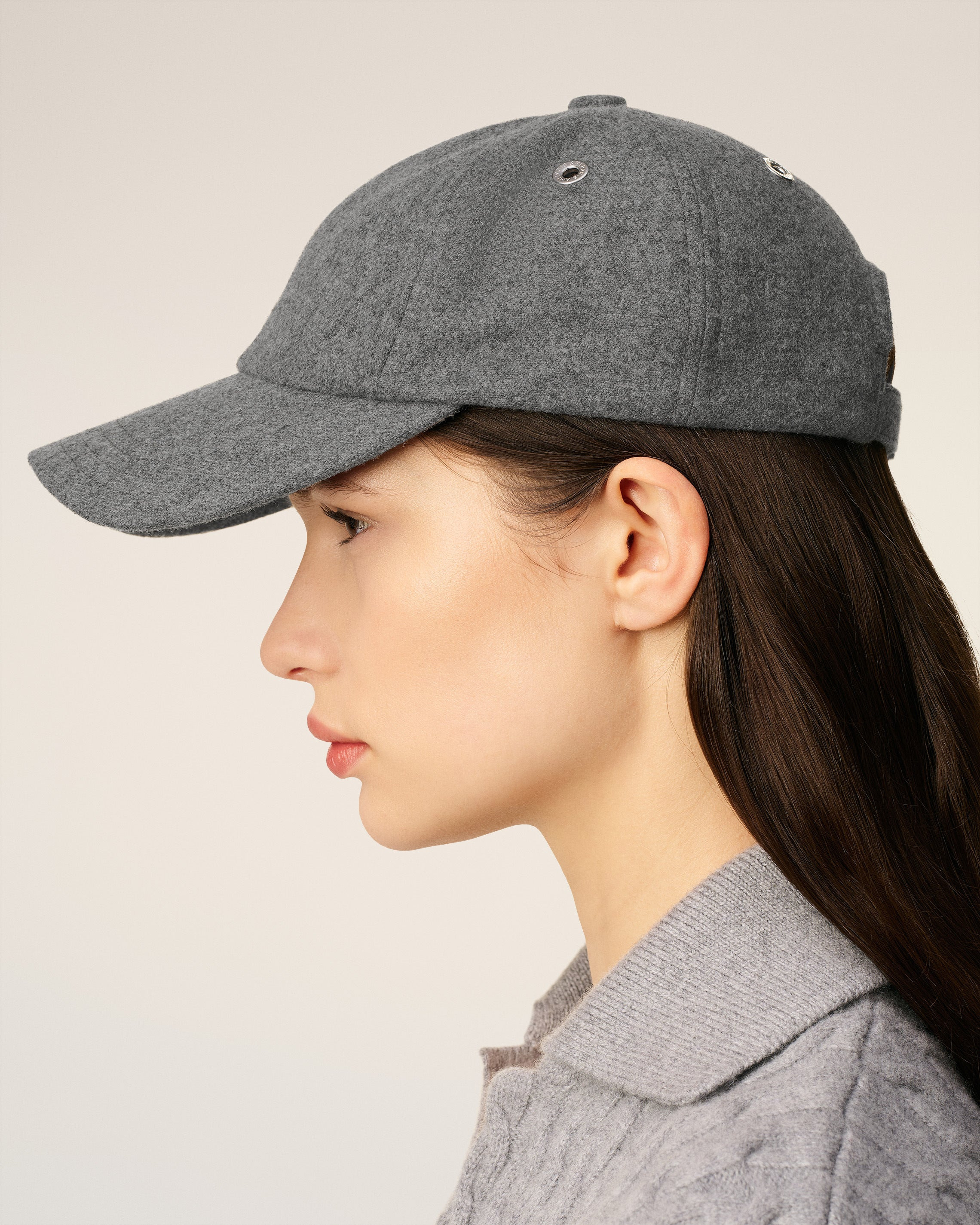GREY COTTON EMBOSSED AMI DE COEUR CAP - 5