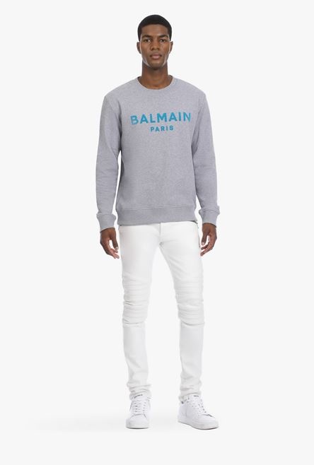 Gray cotton sweatshirt with turquoise velvet Balmain logo - 2