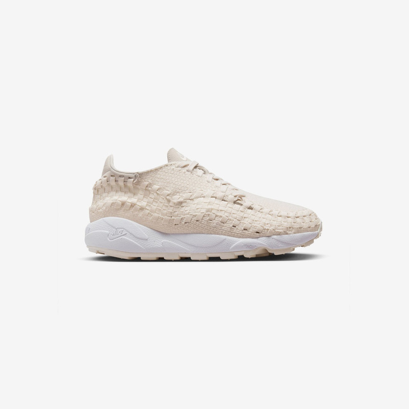 Wmns Air Footscape Woven - 1