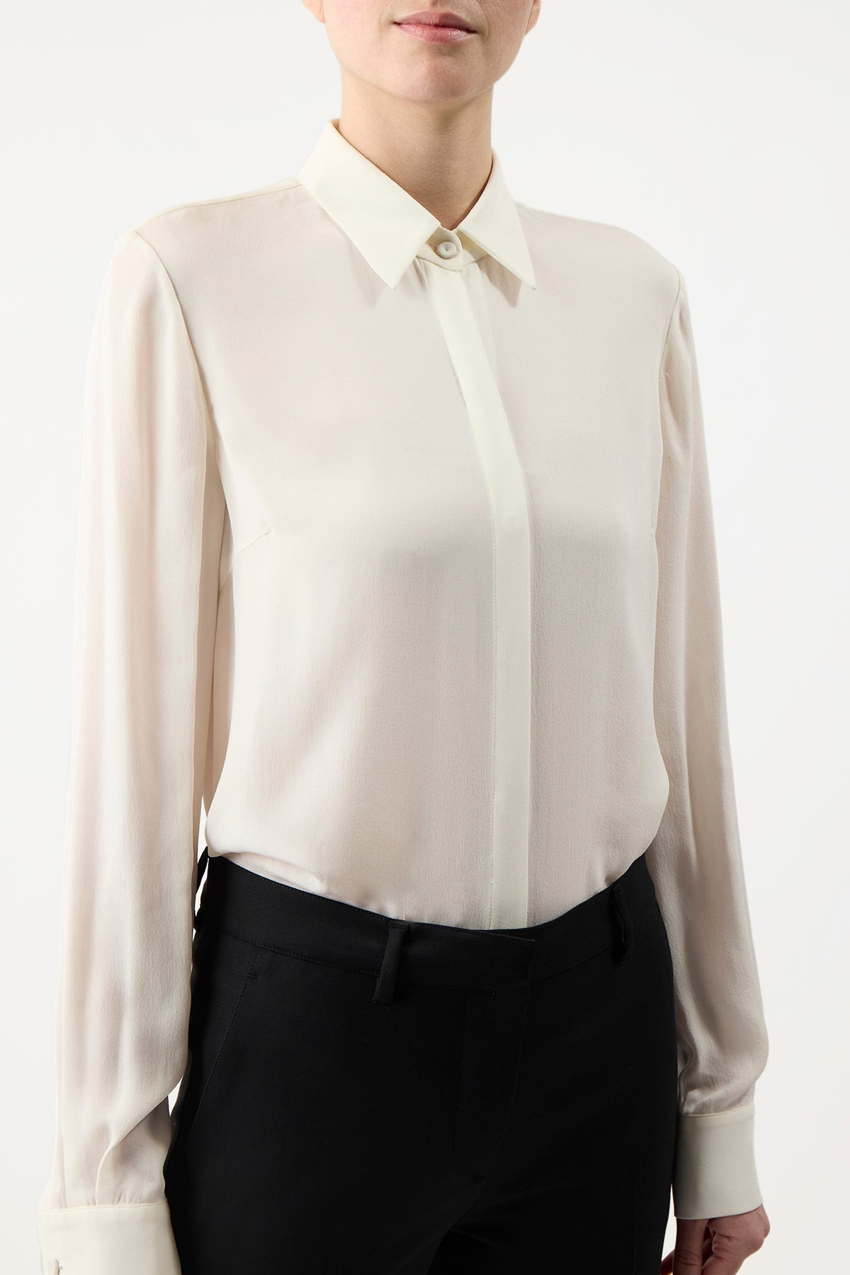 Henri Blouse in Ivory Silk Cashmere - 5