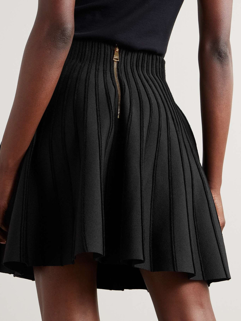 Button-embellished knitted mini skirt 4