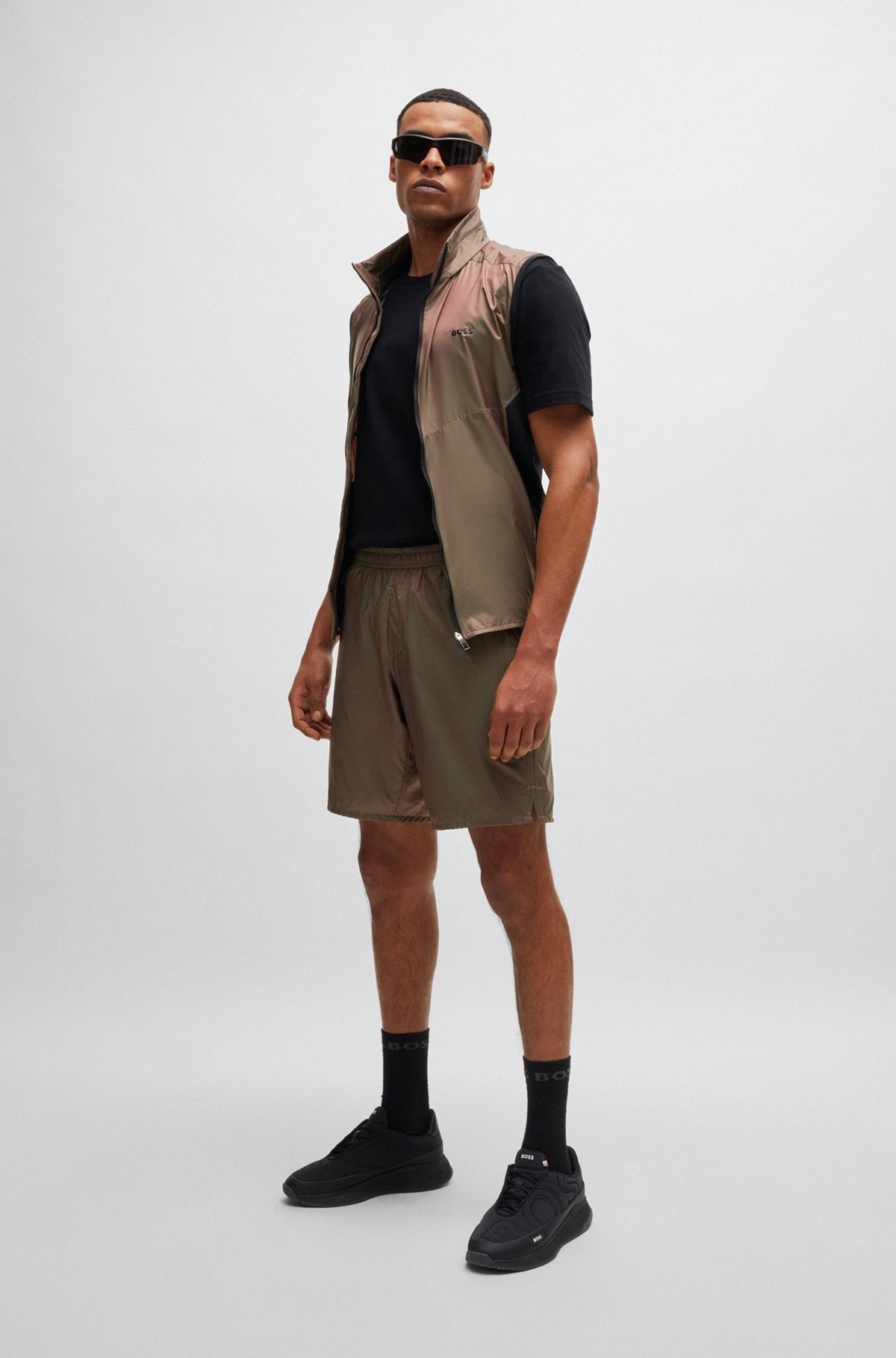 SLIM-FIT SHORTS IN IRIDESCENT RIPSTOP WITH INNER SHORTS - 3
