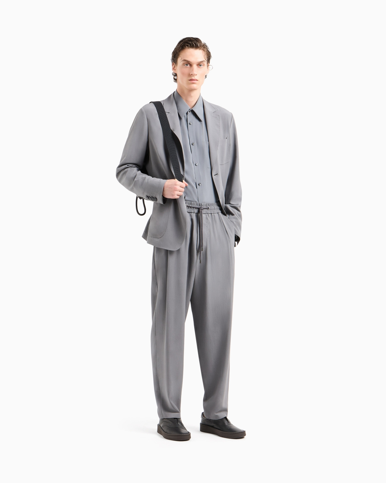 SILK CRÊPE SINGLE-BREASTED JACKET - 2