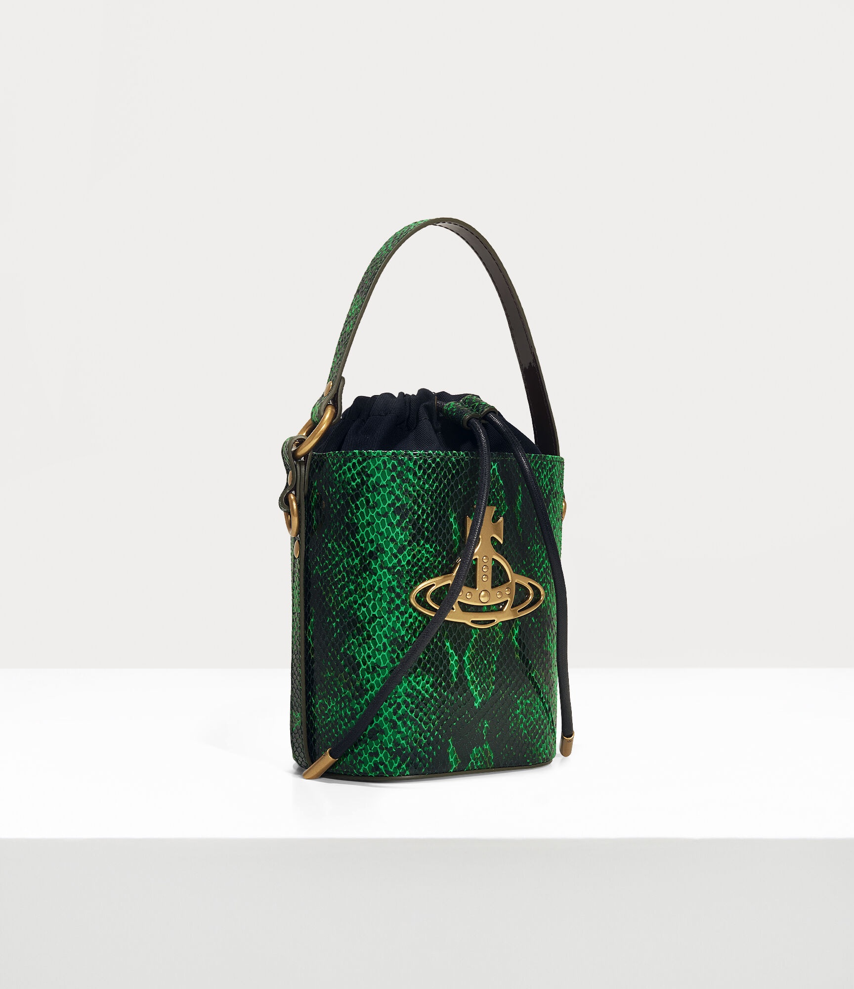 DRAWSTRING BUCKET - 2