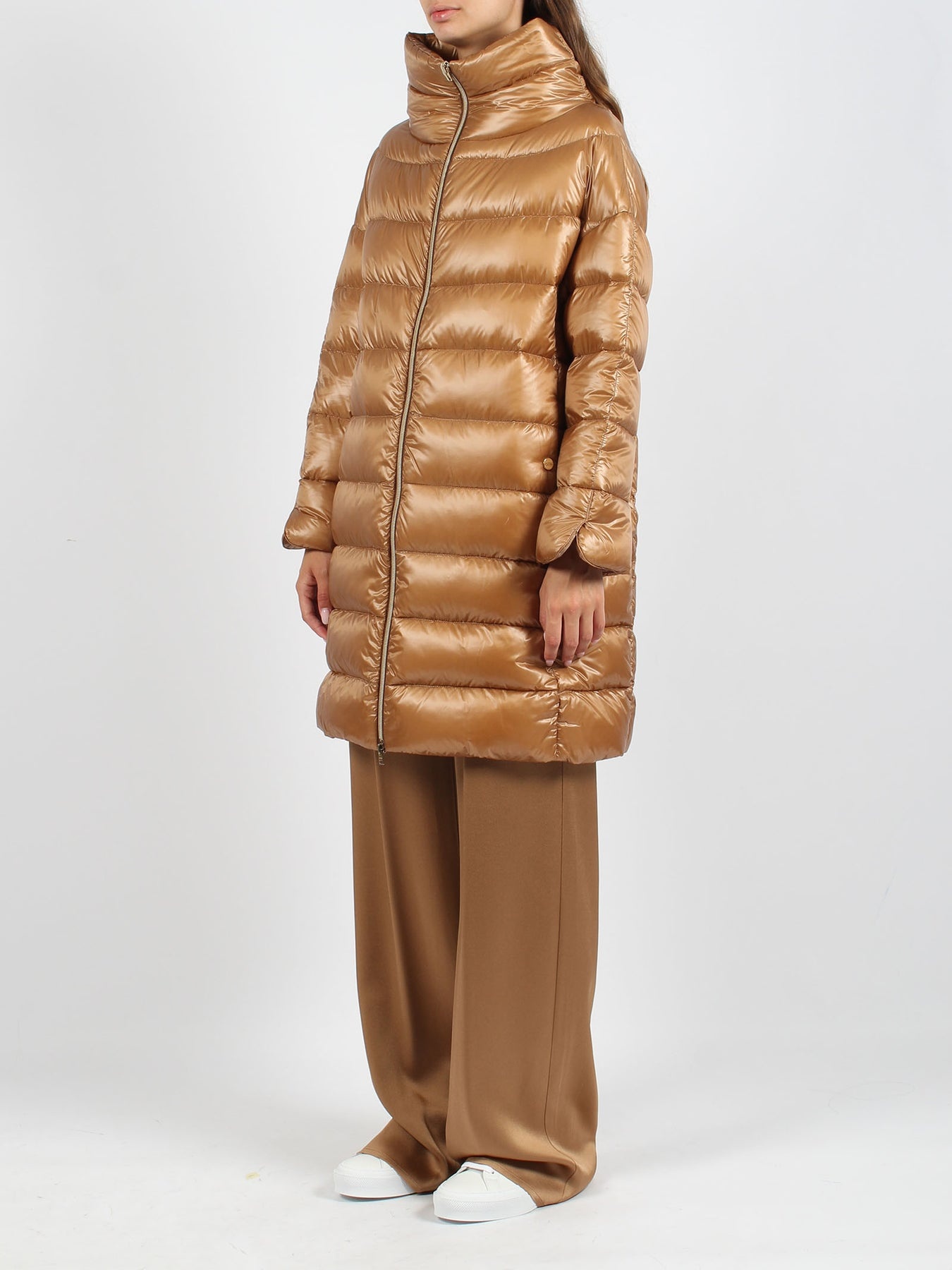 ダウンジャケット・コート HERNO MATILDE DOWN JACKET IN ULTRALIGHT NYLON Herno Matilde nylon ultralight mid down jacket | wananluxury
