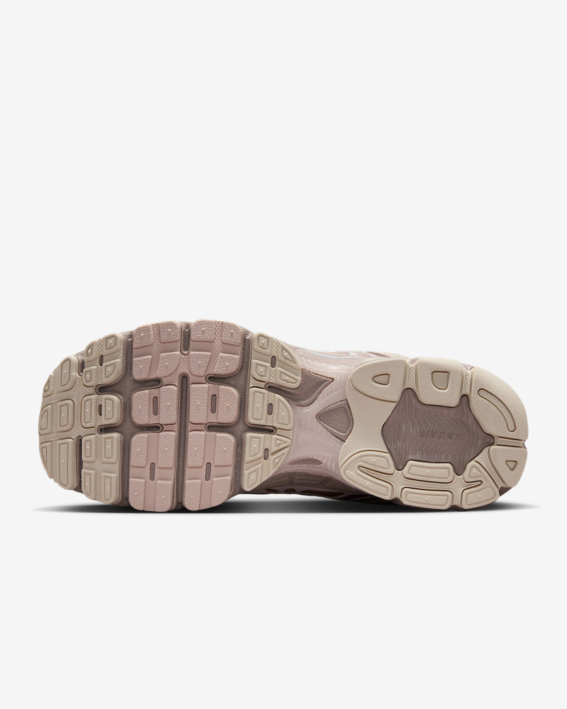 Nike Nike Air Max Moto 2K Women's Shoes outlook