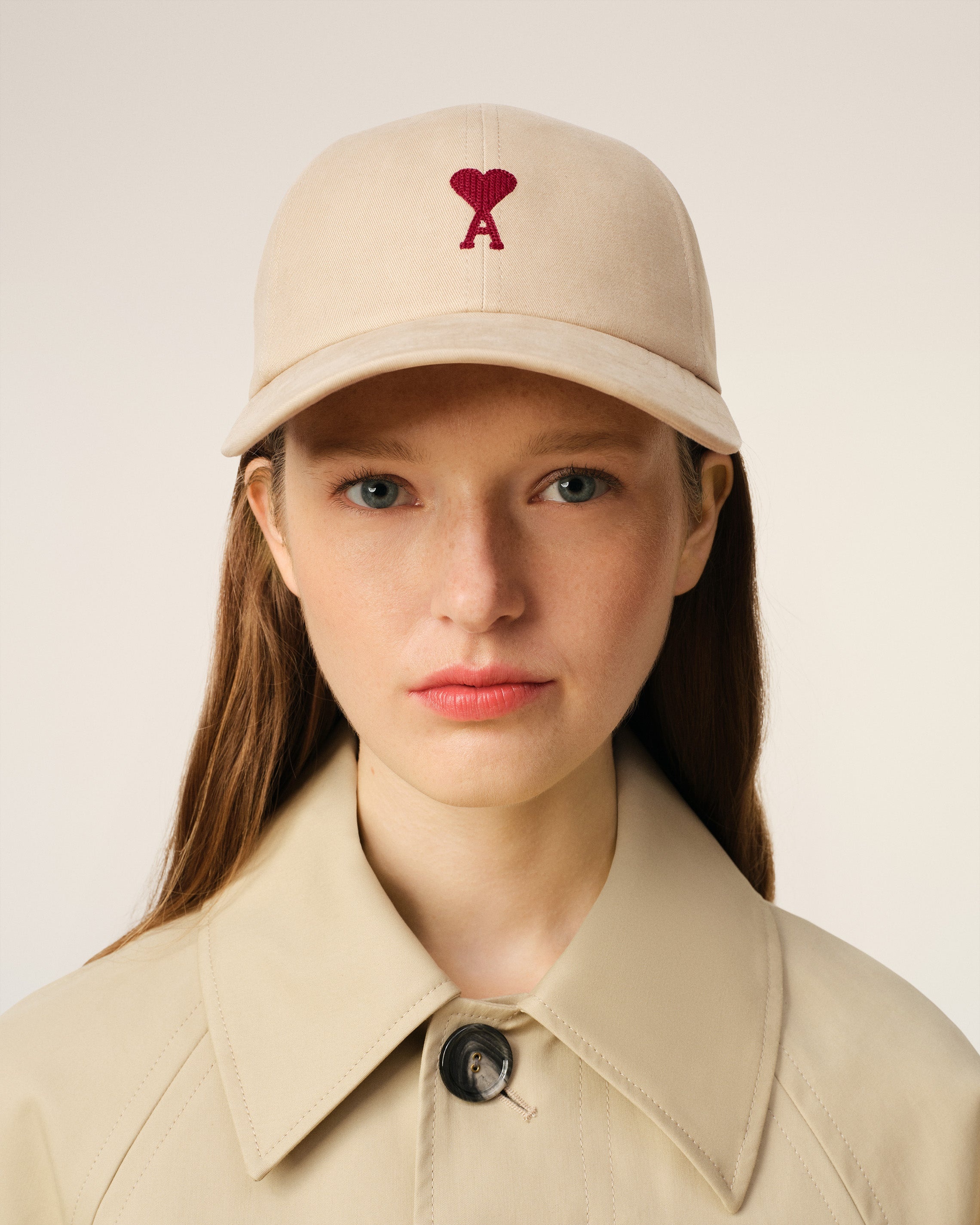 BEIGE COTTON AMI DE COEUR EMBROIDERY CAP - 2