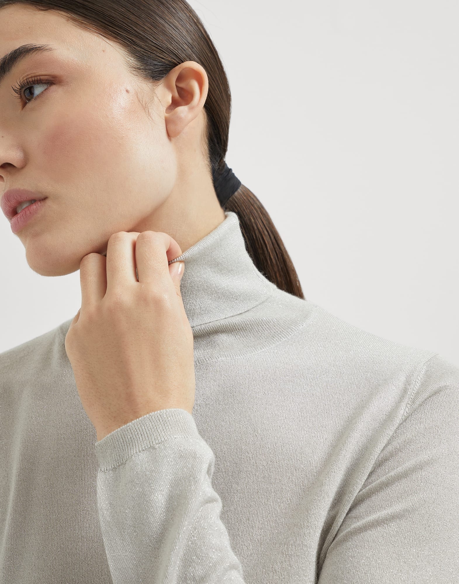 Sparkling cashmere and silk lightweight turtleneck sweater - 3