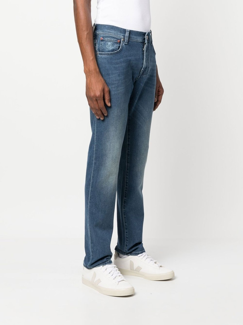 straight-leg jeans 3