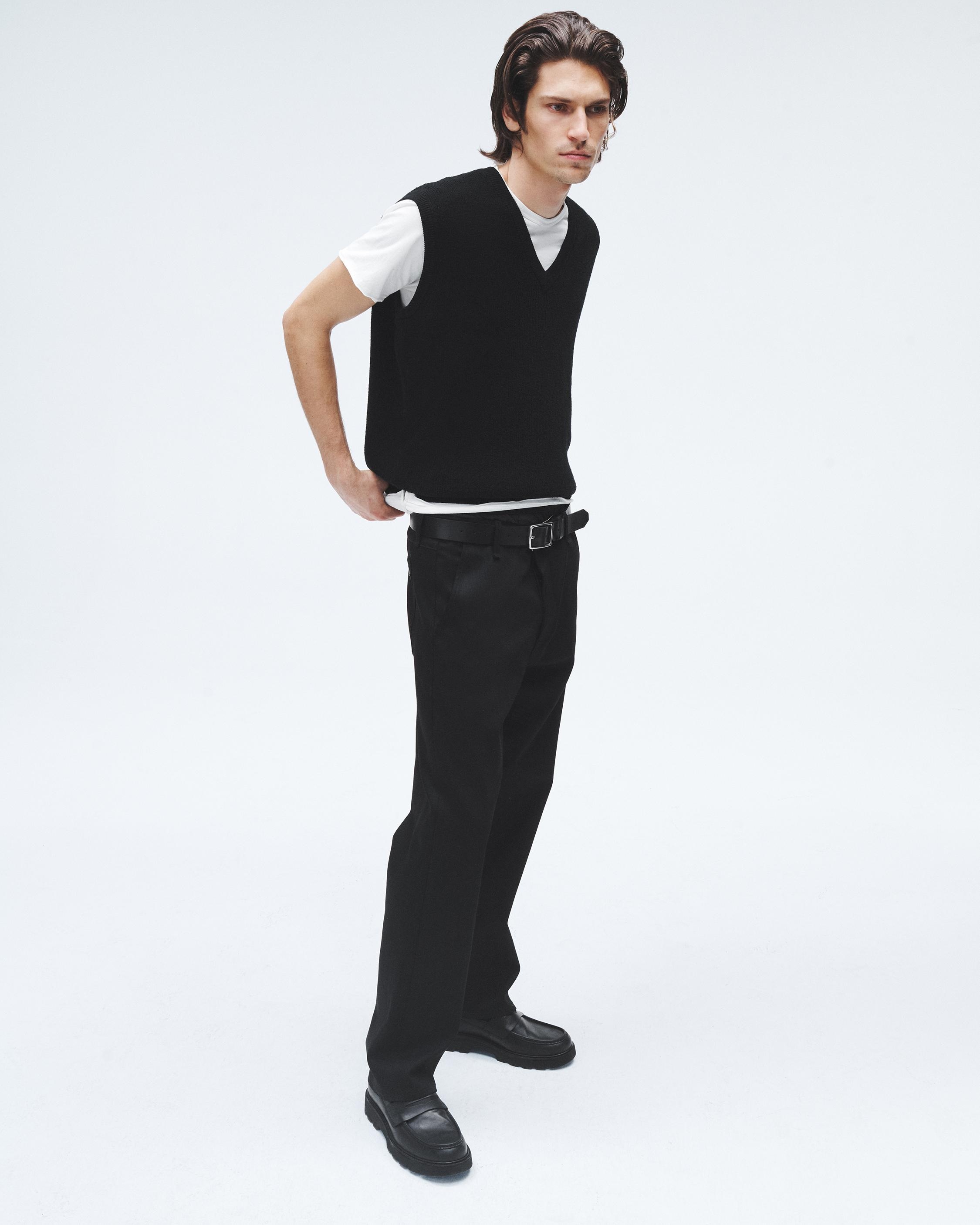 Harvey Cotton Sweater Vest
Classic Fit - 2