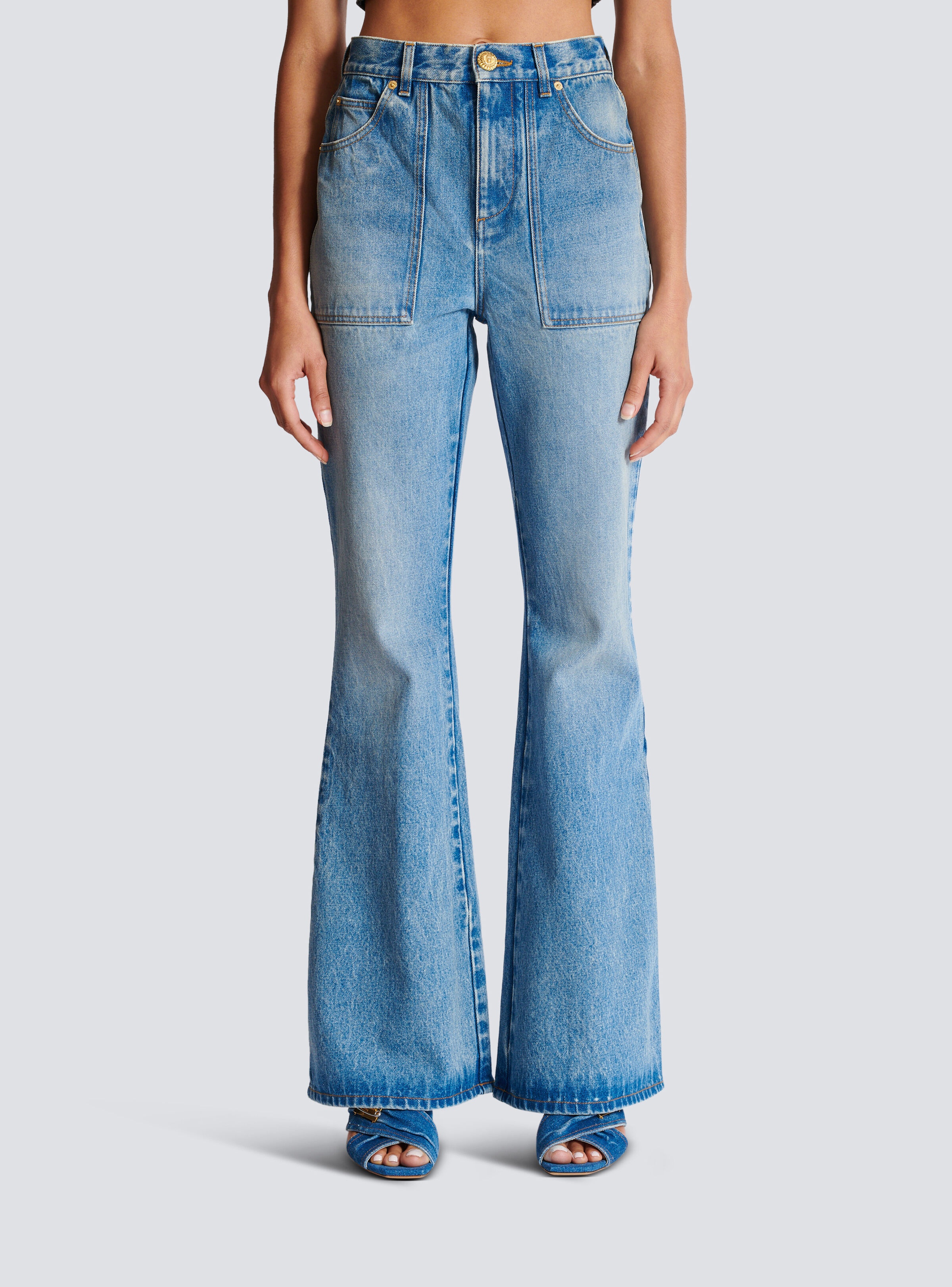 High-waisted flared denim jeans - 5