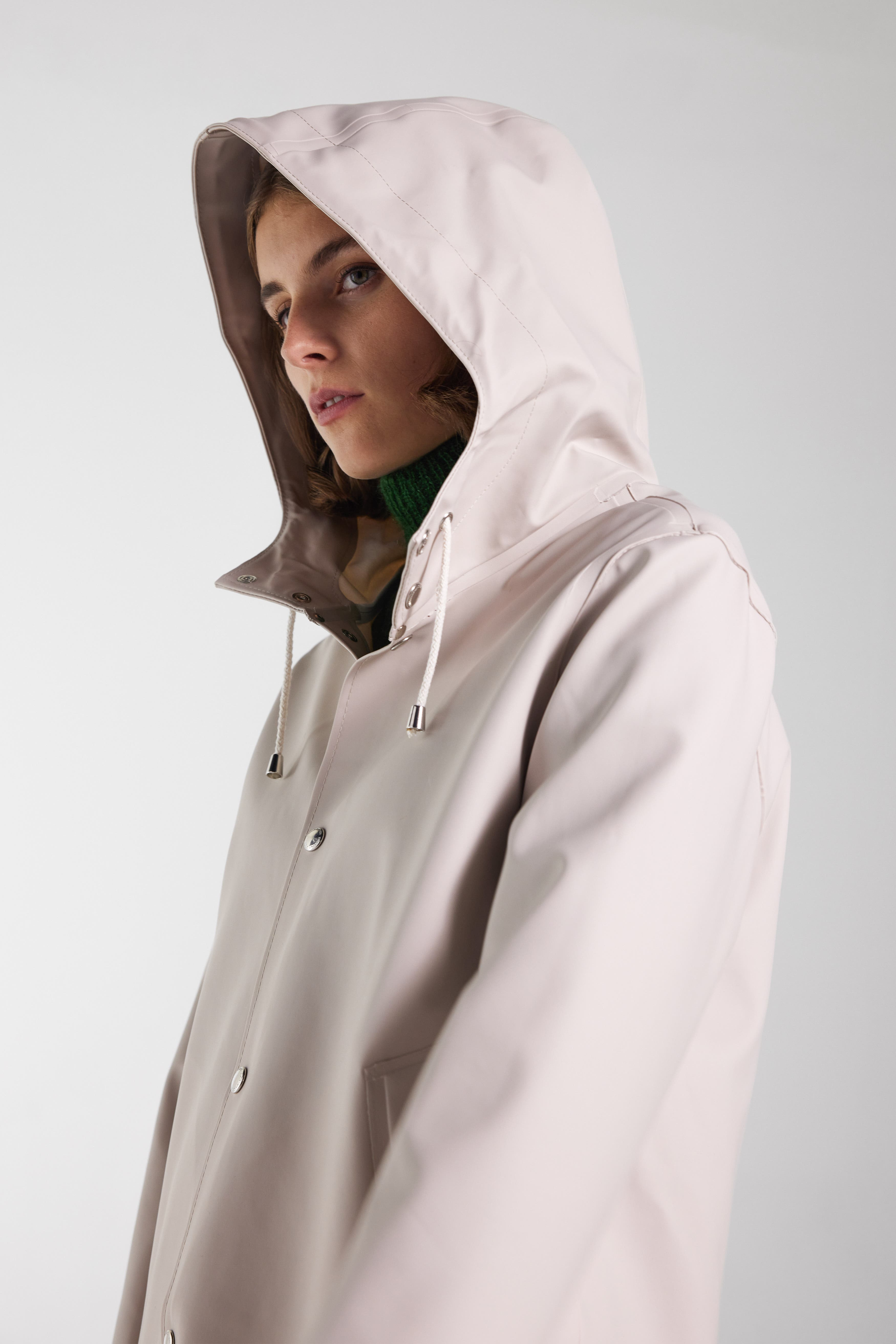 Stutterheim Stockholm Long Sleeve Hooded Raincoat in Light Sand at Nordstrom - 5