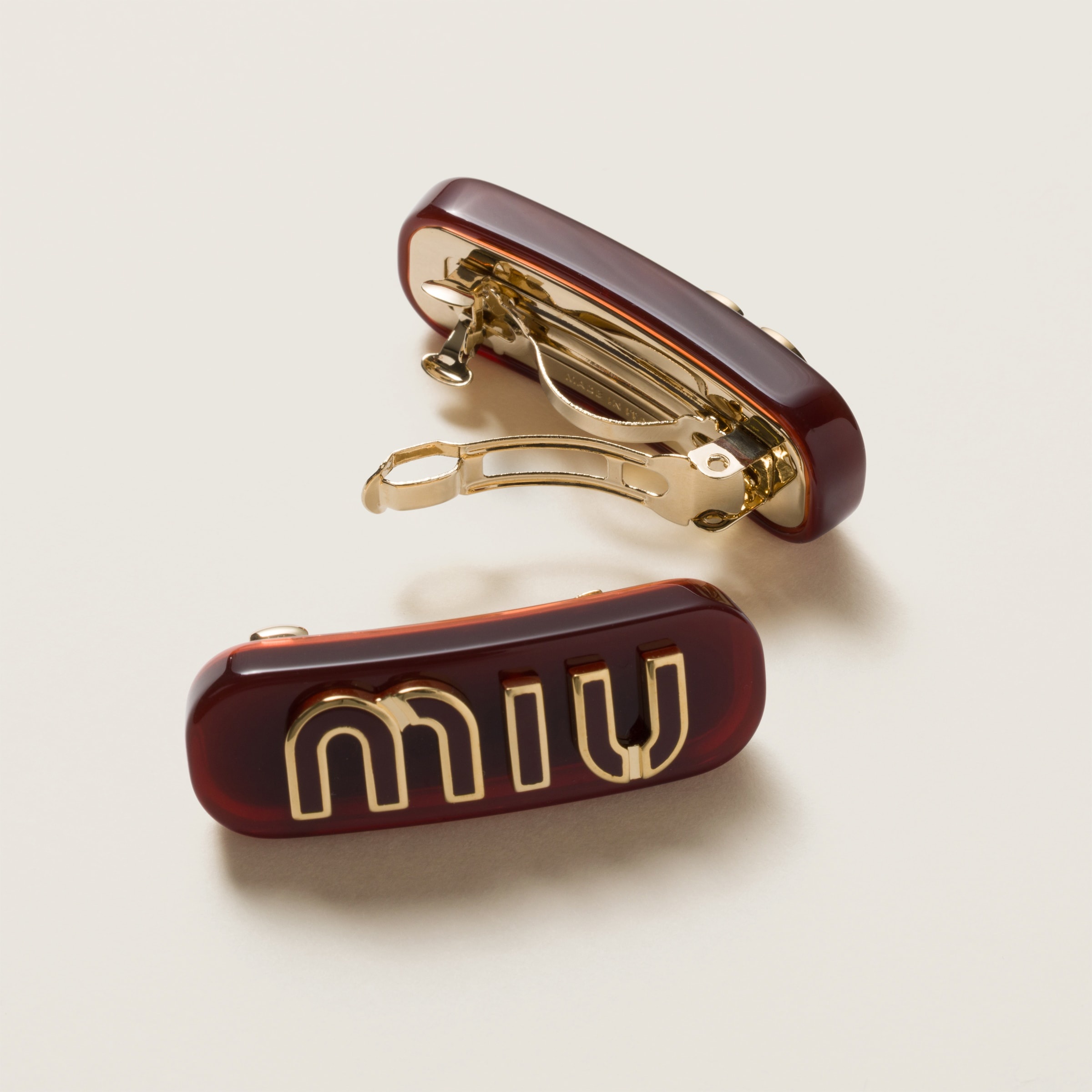 Plexiglas and metal hair clips - 2