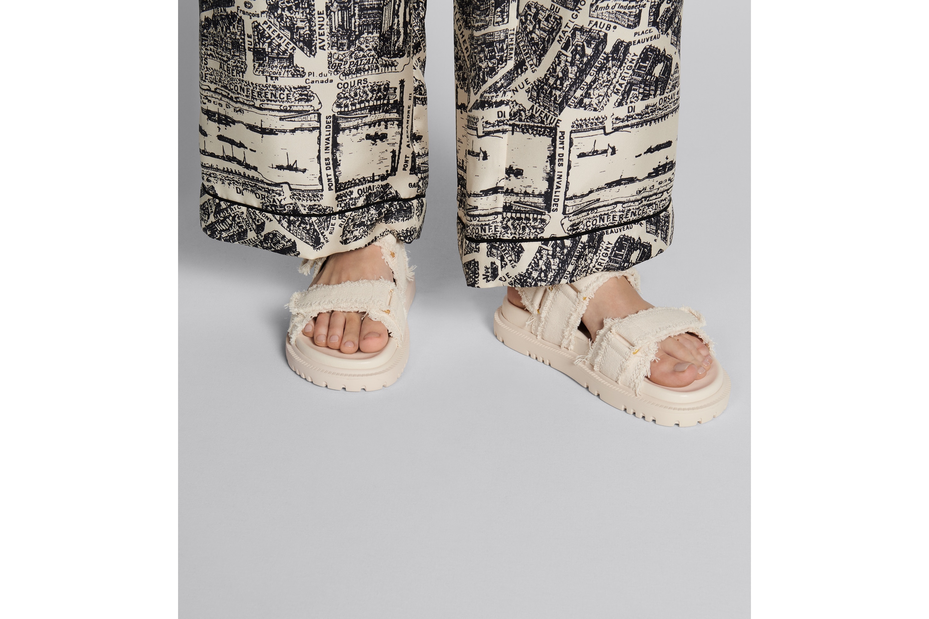 Dior サンダル Dioract Women's DiorAct sandals | DIOR | 24S