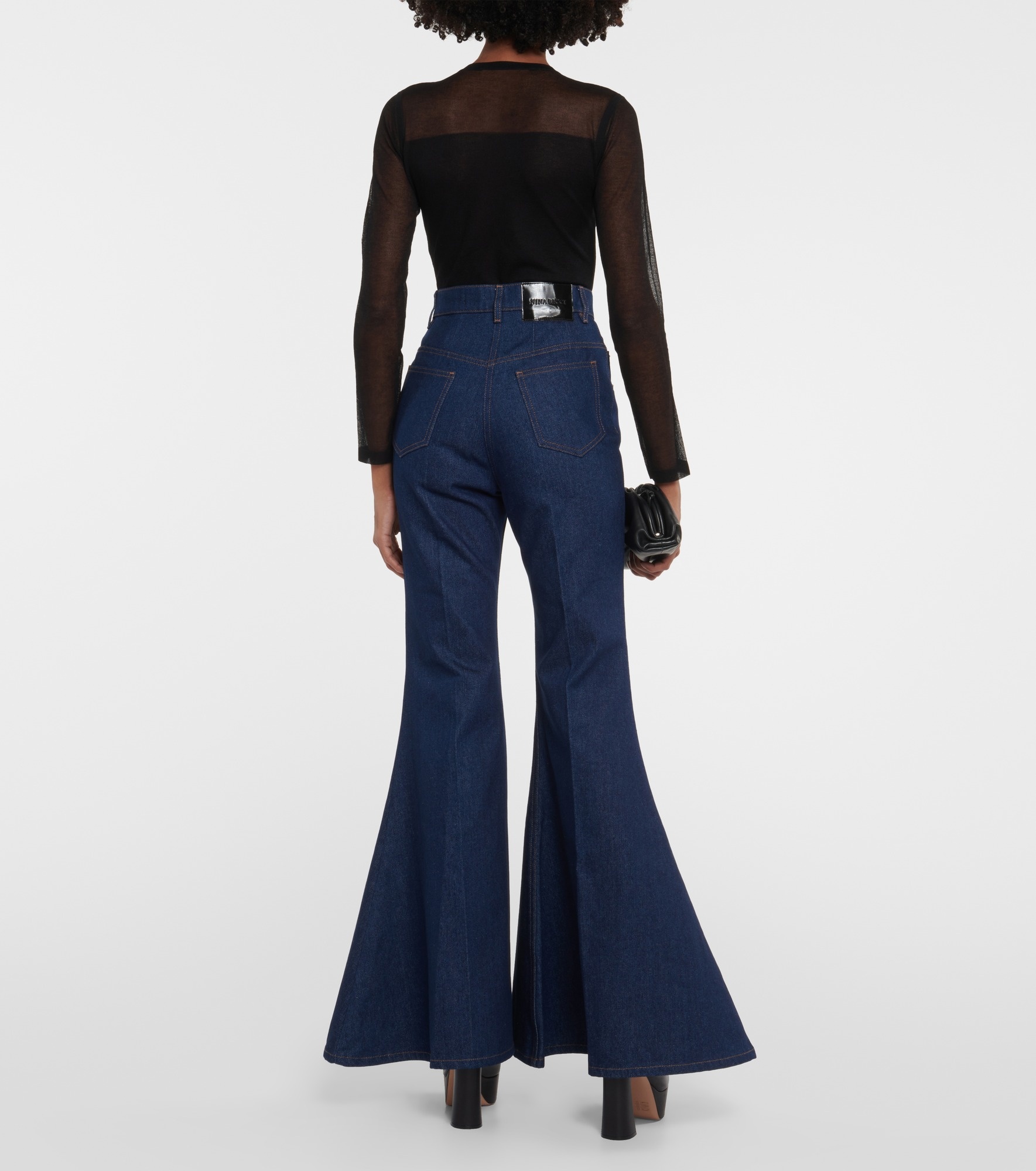 High-rise flared jeans - 3