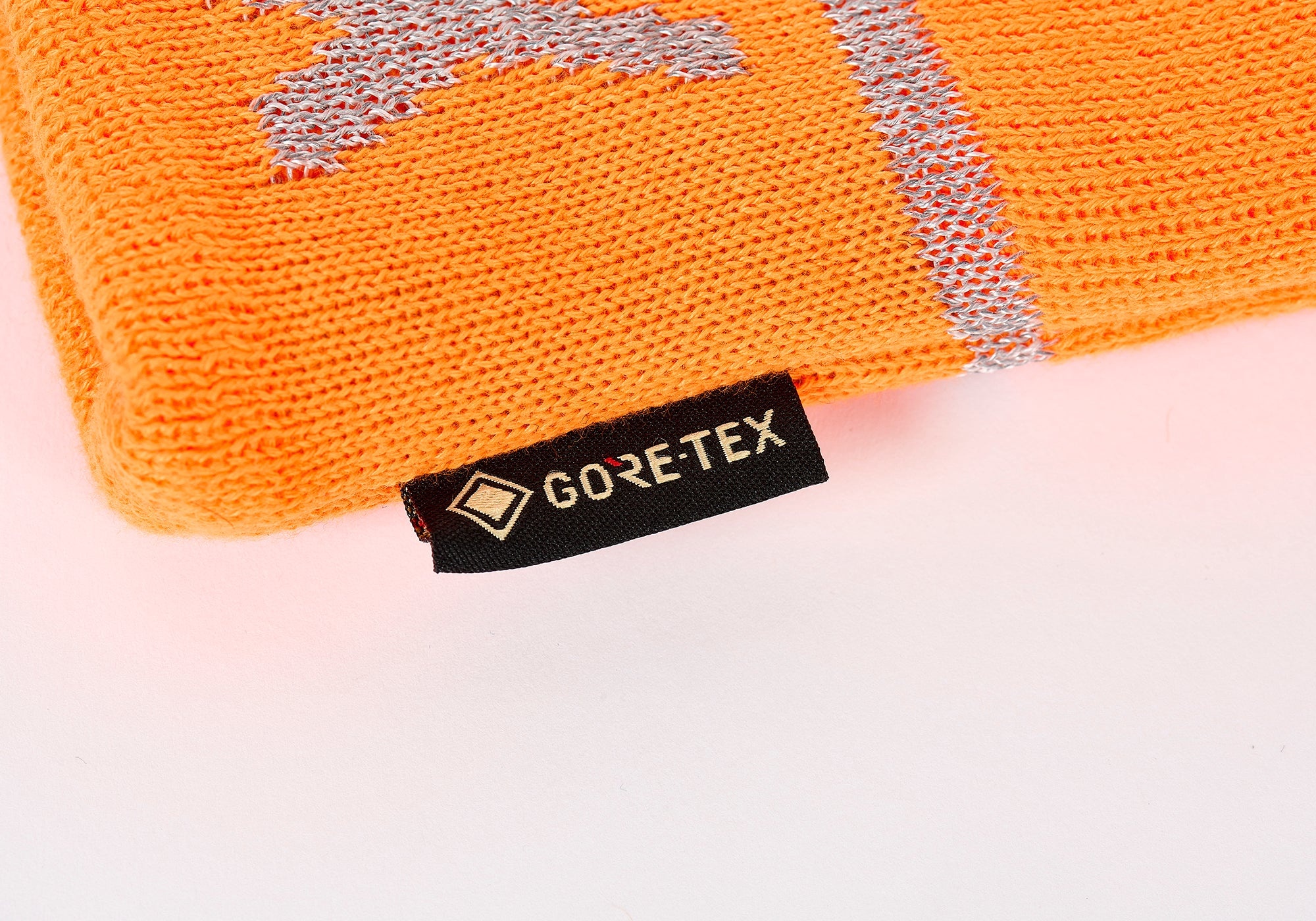 GORE-TEX NEIN CUFF BEANIE TIGER ORANGE - 5