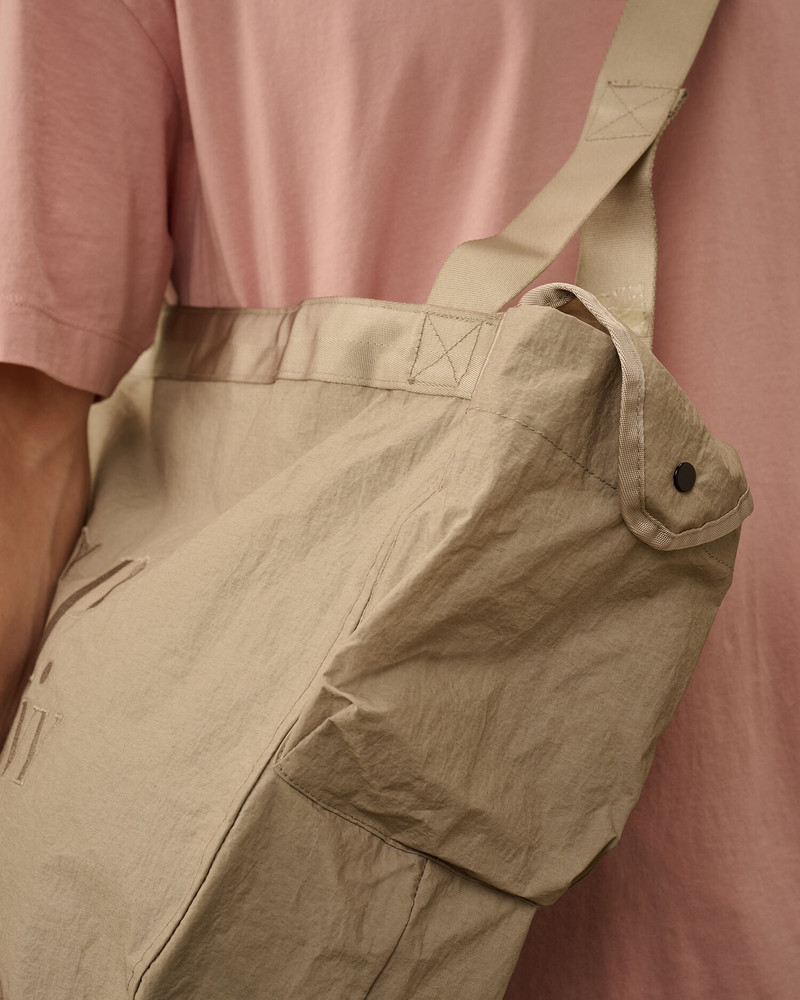 Plain Paper Touch Zipped Bag 3