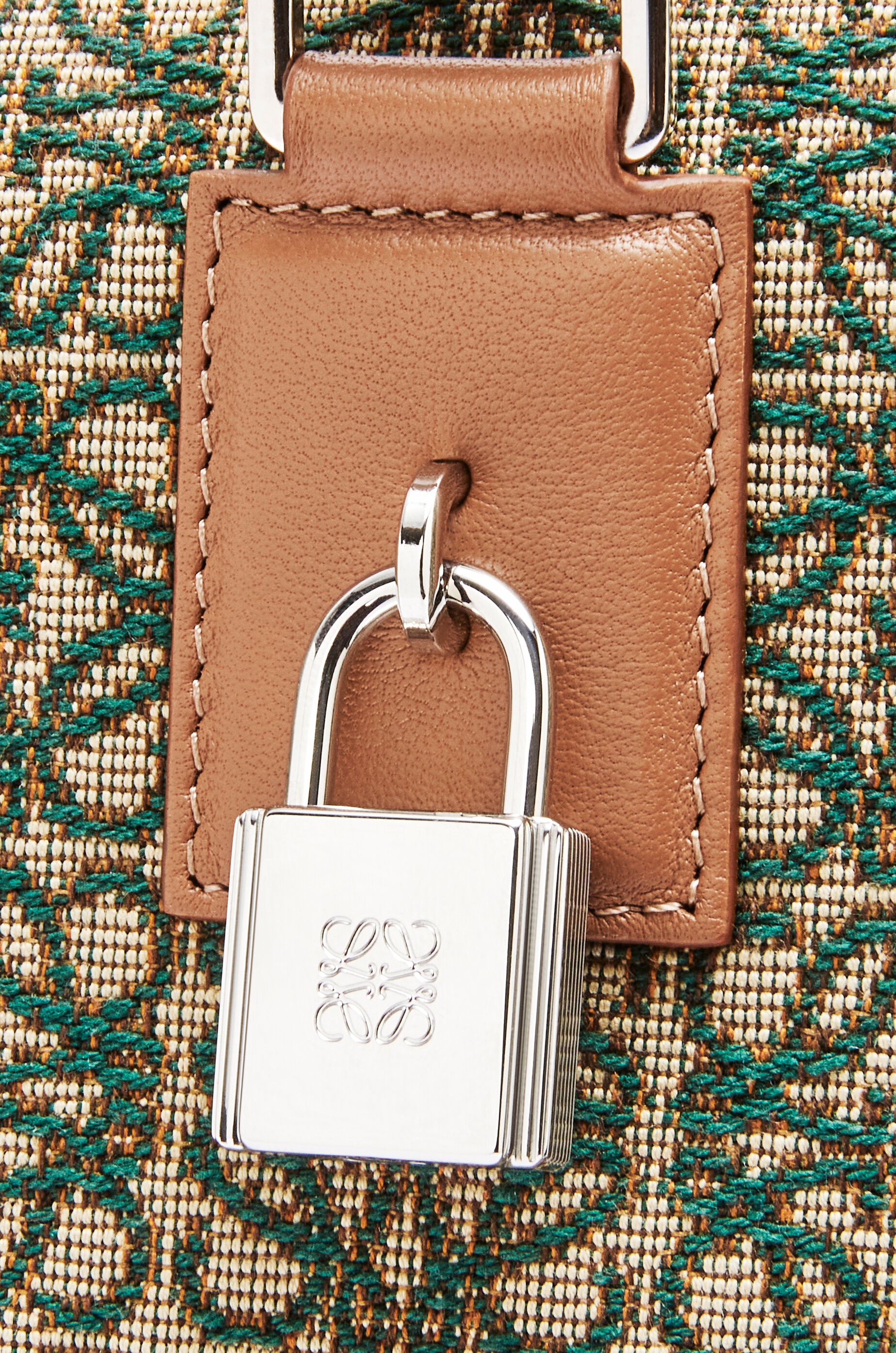 Amazona 44 bag in Anagram jacquard and calfskin - 8