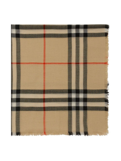 Burberry Vintage Check wool scarf outlook