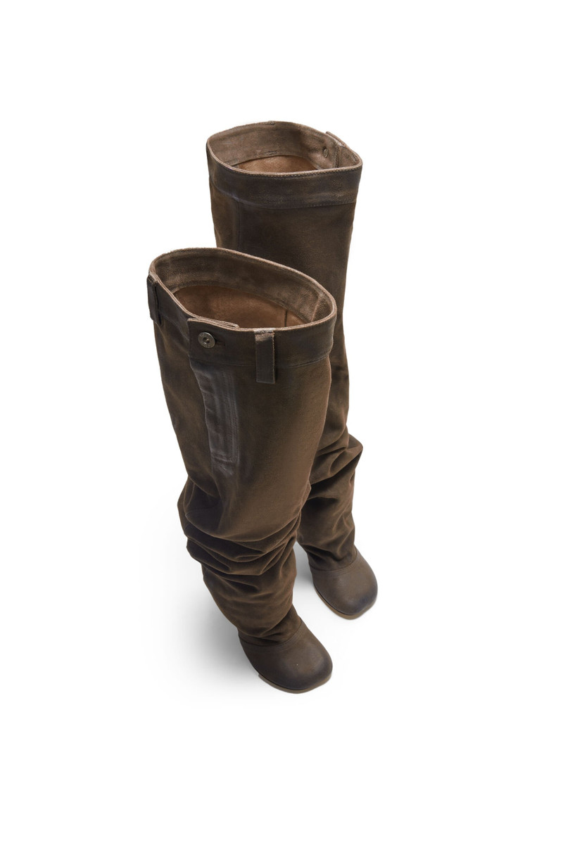 Toy over the knee boot in waxed suede 6