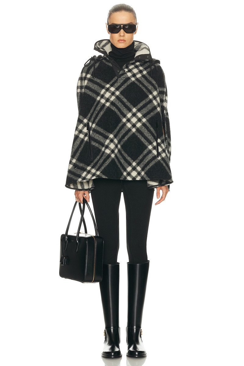 Burberry Neve Cape outlook