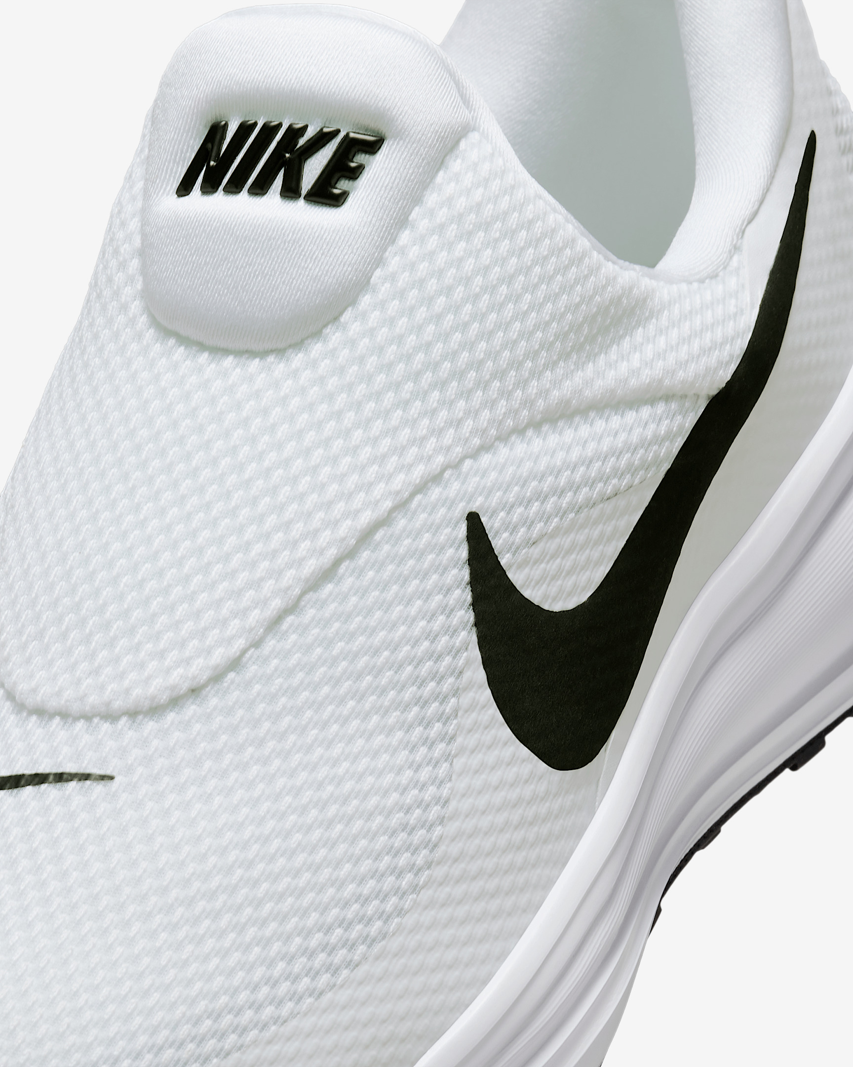 Nike Revolution 8 EasyOn Men's Road Running Shoes - 7