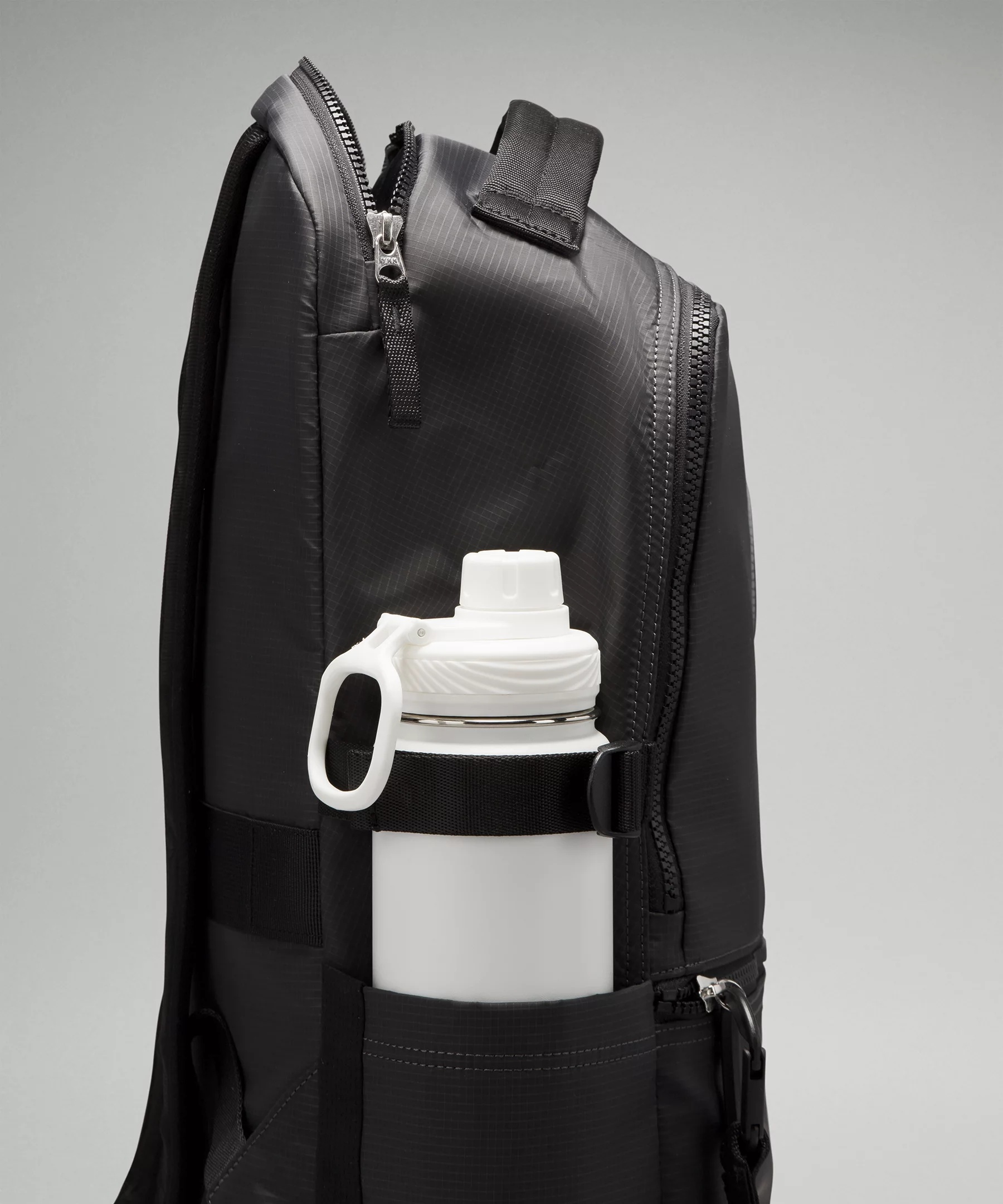New Crew Backpack 22L *Logo - 4