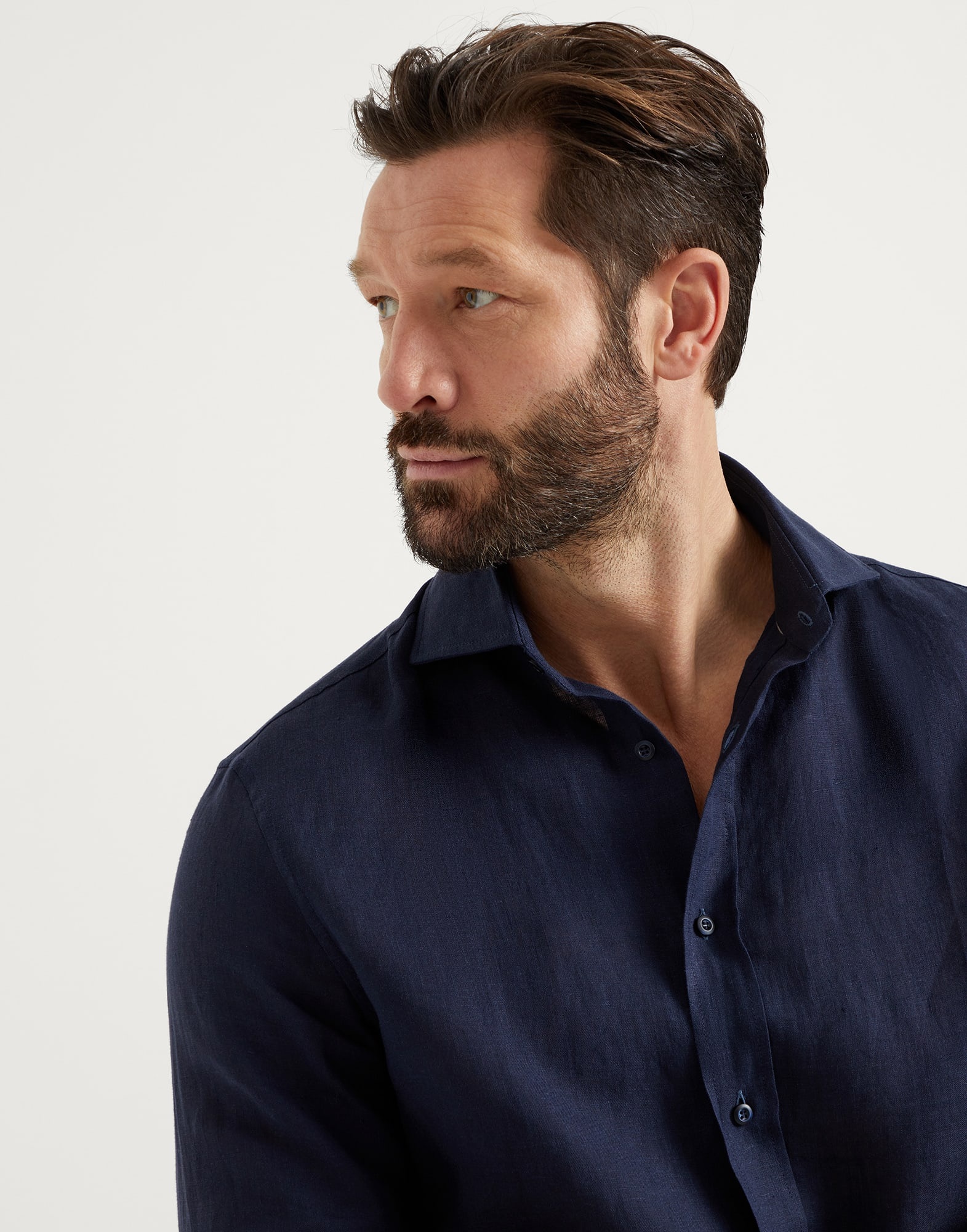 Linen easy fit shirt with spread collar - 3