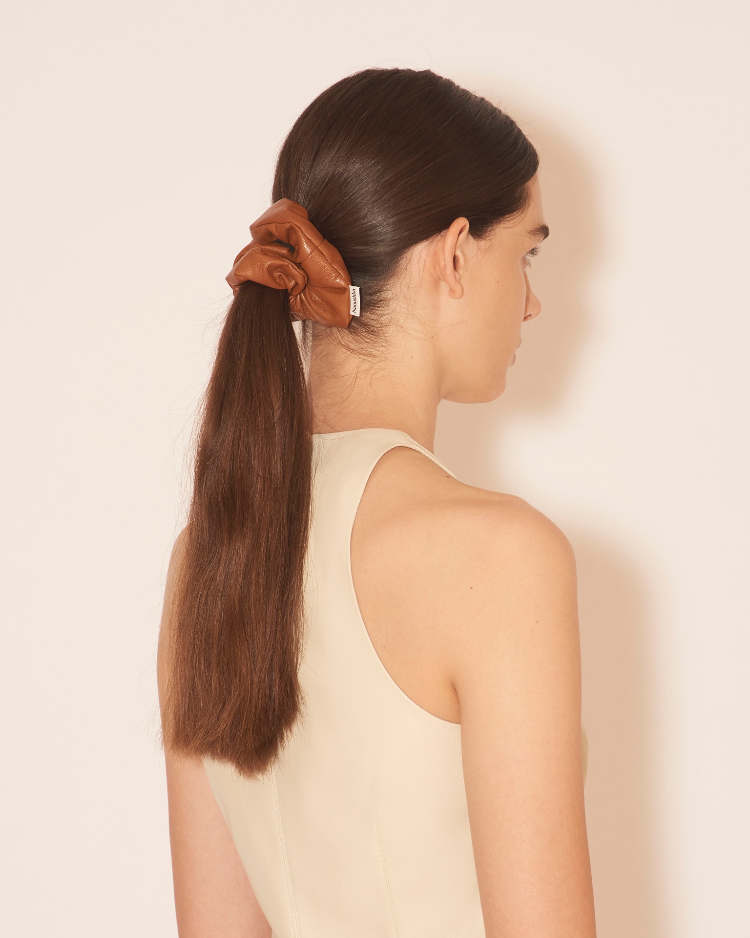 LOU - OKOBOR™ alt-leather scrunchie - Tan - 2
