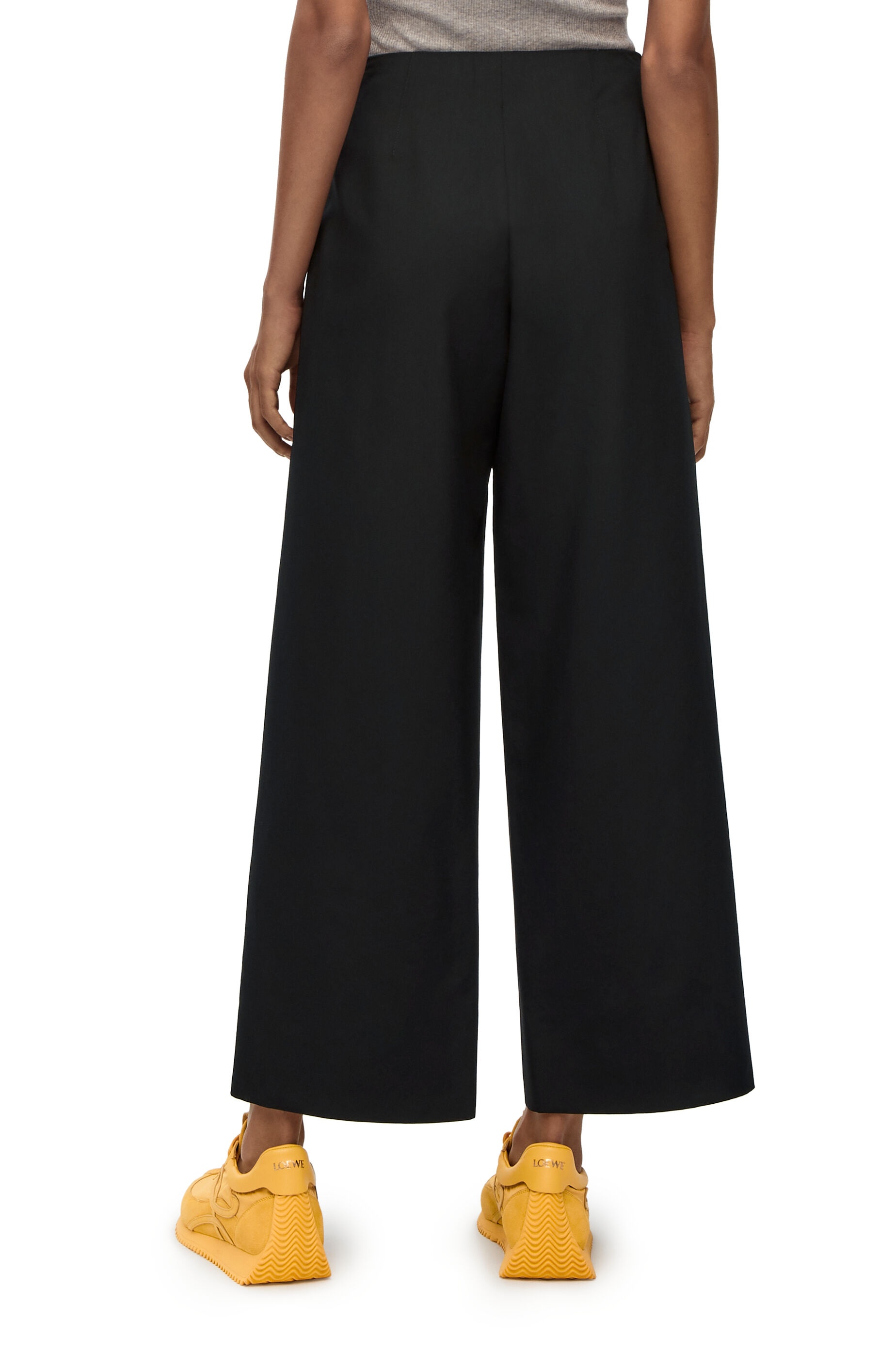 Pleated cropped trouser in wool and silk - 4