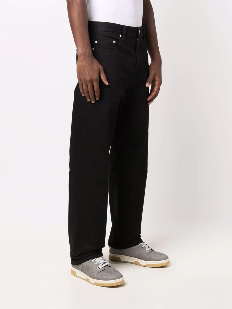 wide-leg jeans 3