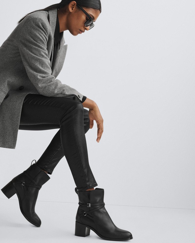 rag & bone Hazel Buckle Boot - Leather
Chelsea Boot outlook