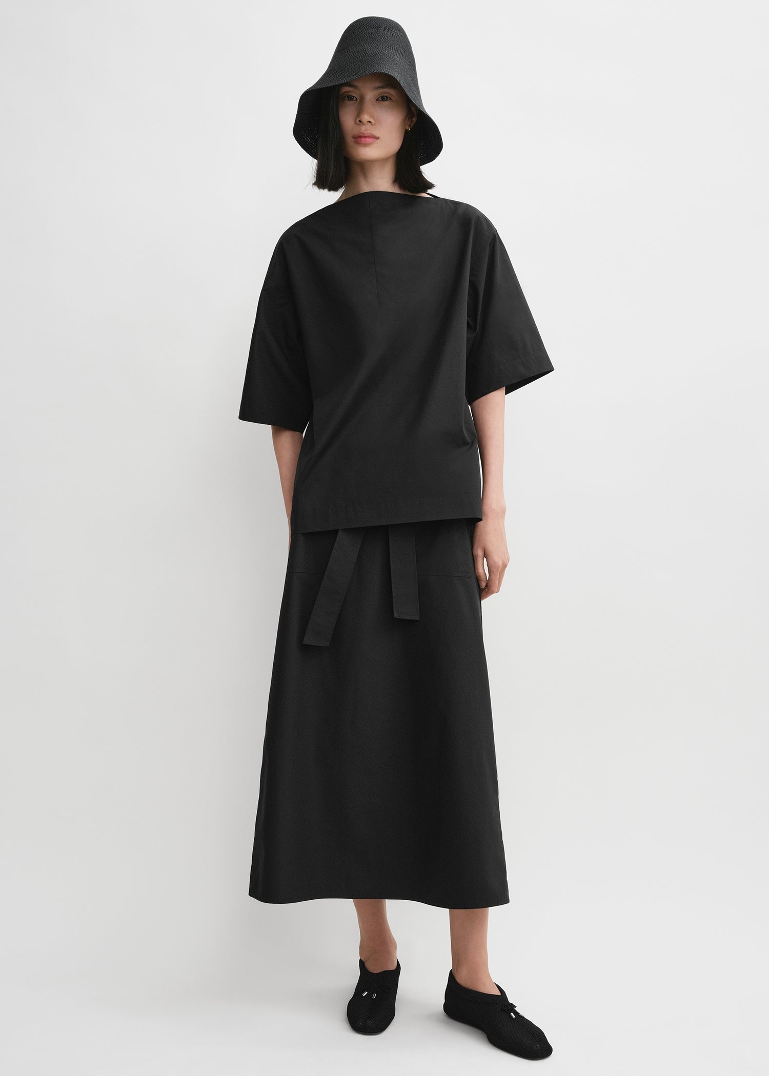 Dart-neck cotton top black - 2