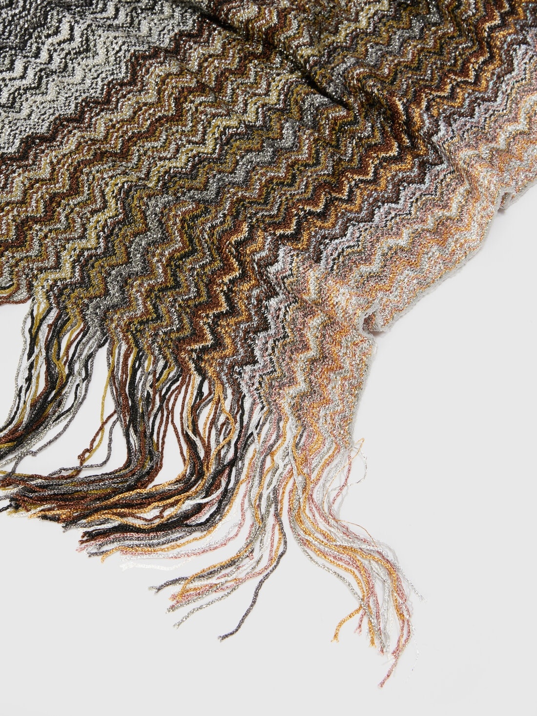 Viscose-blend scarf with fringes - 2