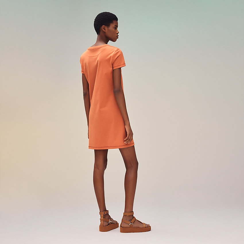 Straight embroidered pocket dress - 2