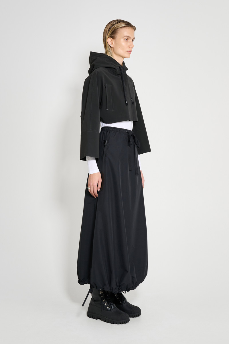 Lilla Tre Cropped Raincoat Black 3