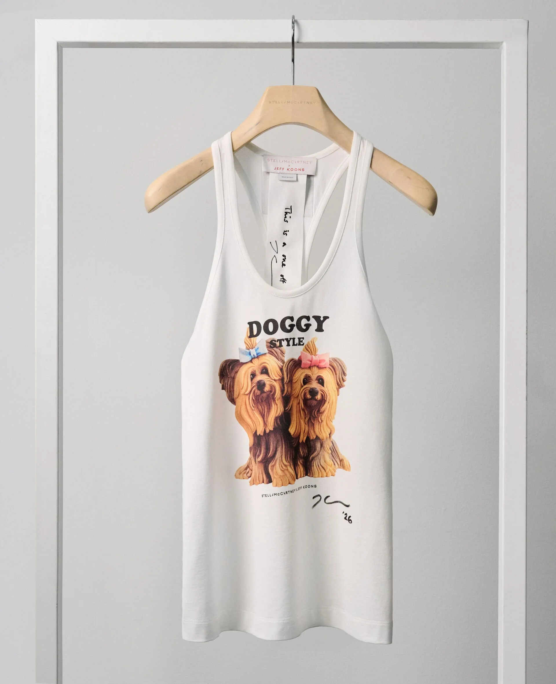 Signed Jeff Koons Doggy Style Tank - 1