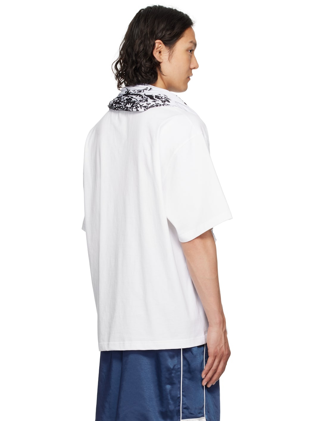 【関税込み】We11done ホワイト Wrinkled Muffler Tシャツ We11done: White Wrinkled Muffler T-shirt | SSENSE 日本
