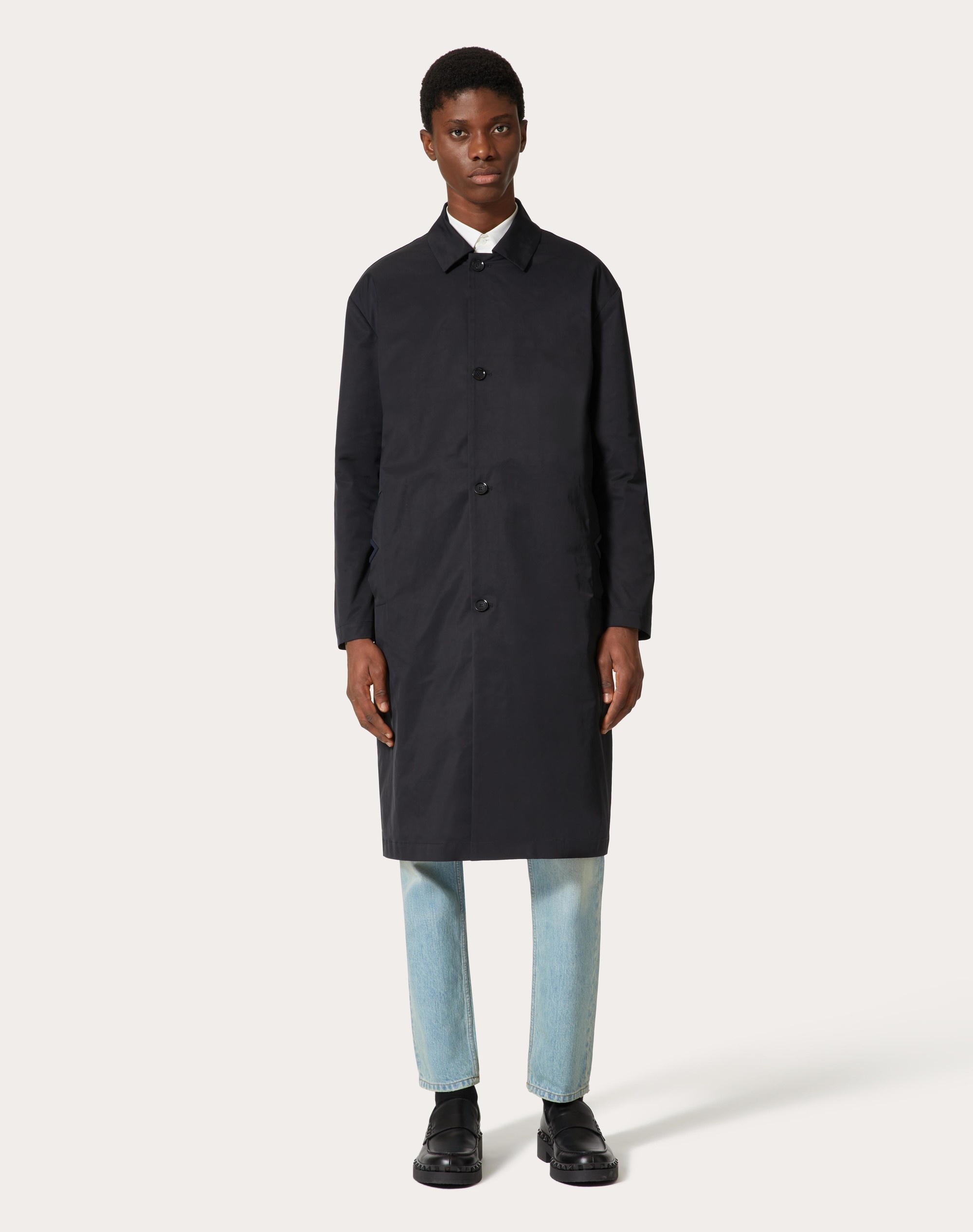 NYLON COAT WITH RUBBERIZED V DETAIL - 3
