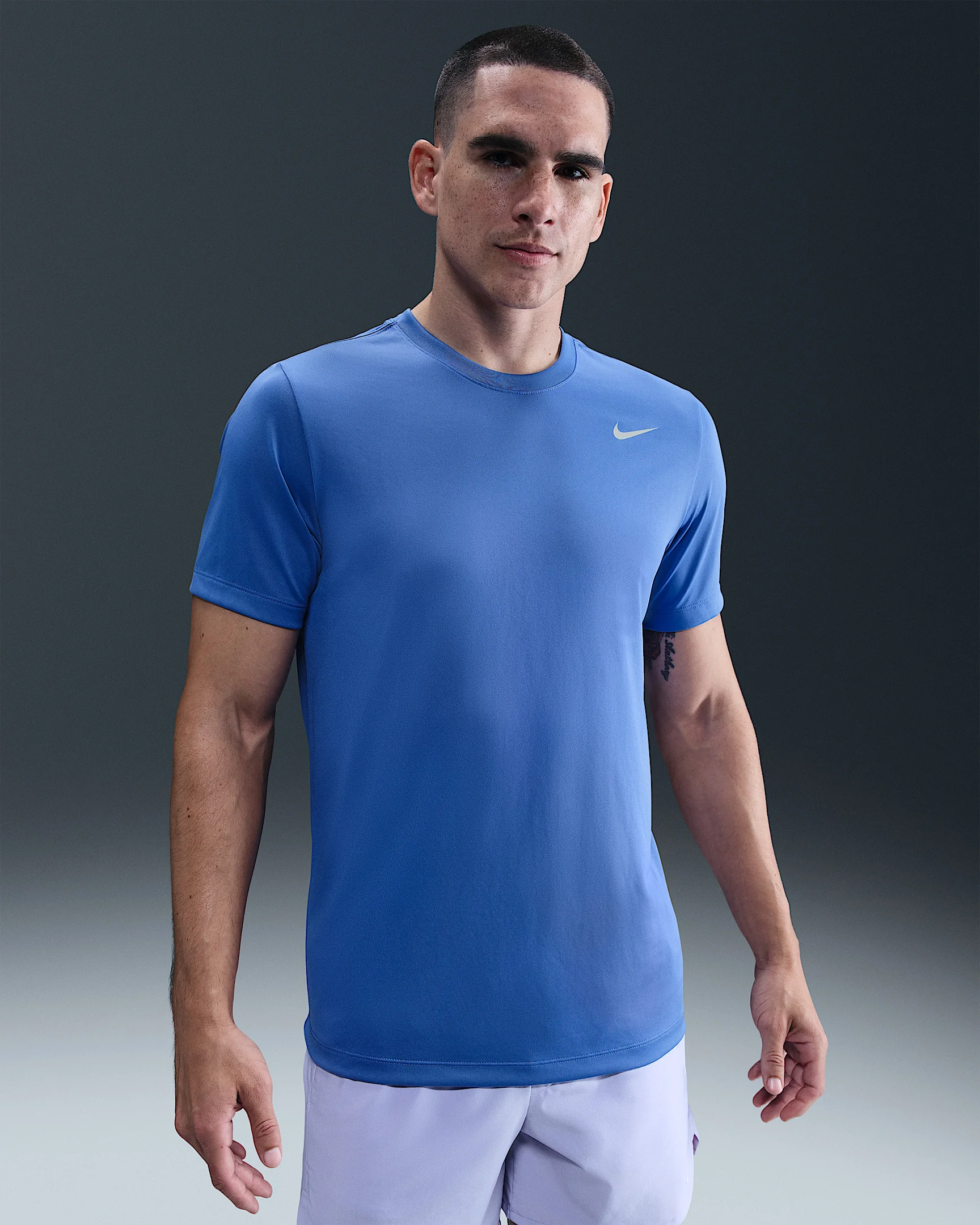 Nike Dri-FIT Legend Men's Fitness T-Shirt - 1