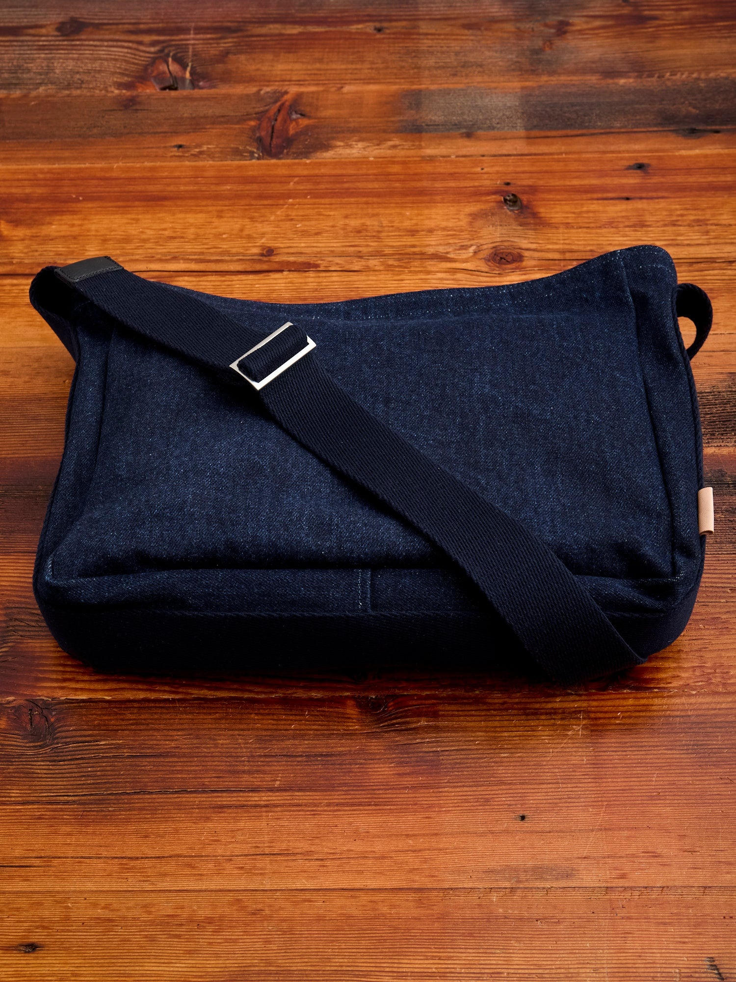 Square Shoulder Bag in Indigo One Wash - 3