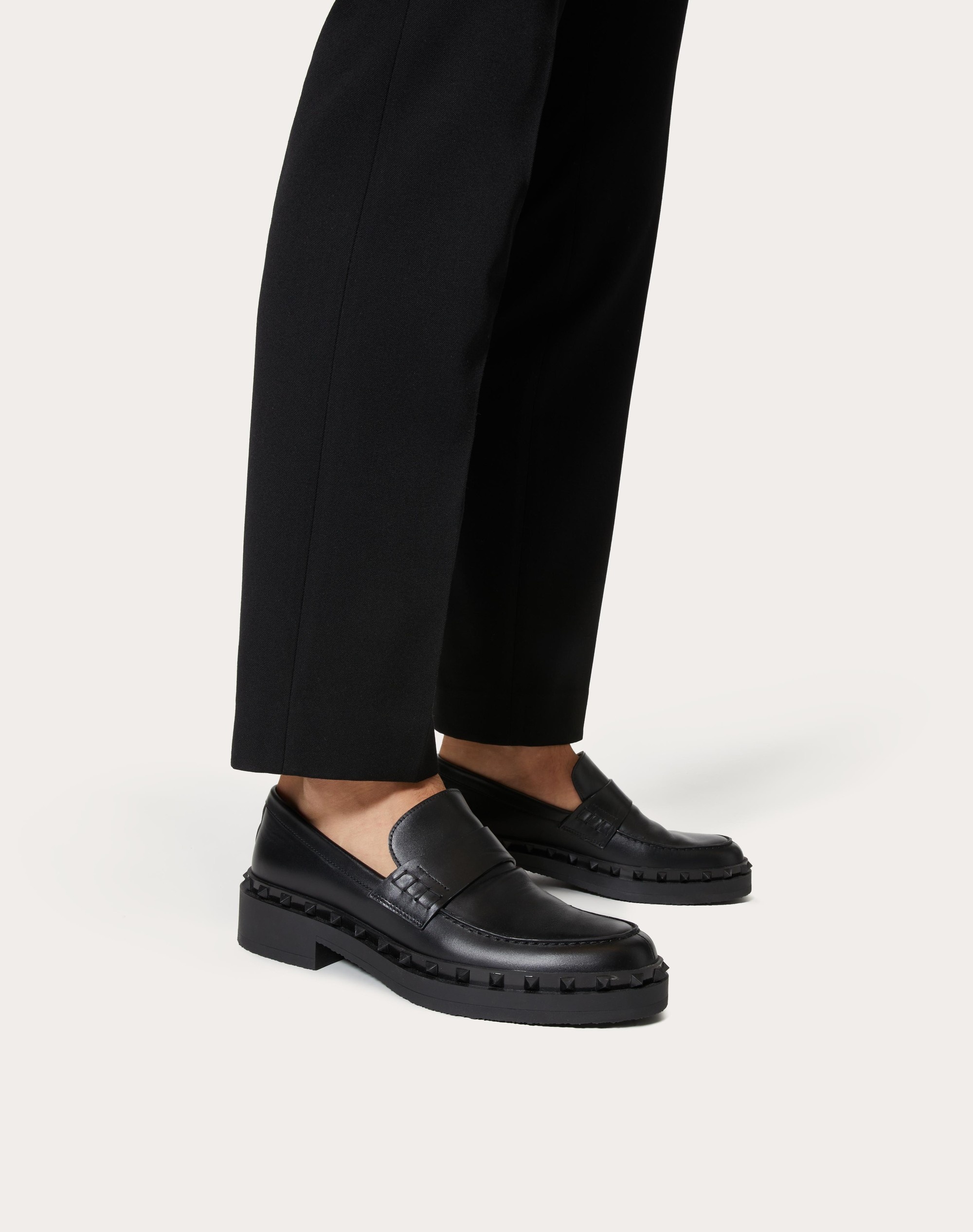 ROCKSTUD M-WAY CALFSKIN LOAFER - 6